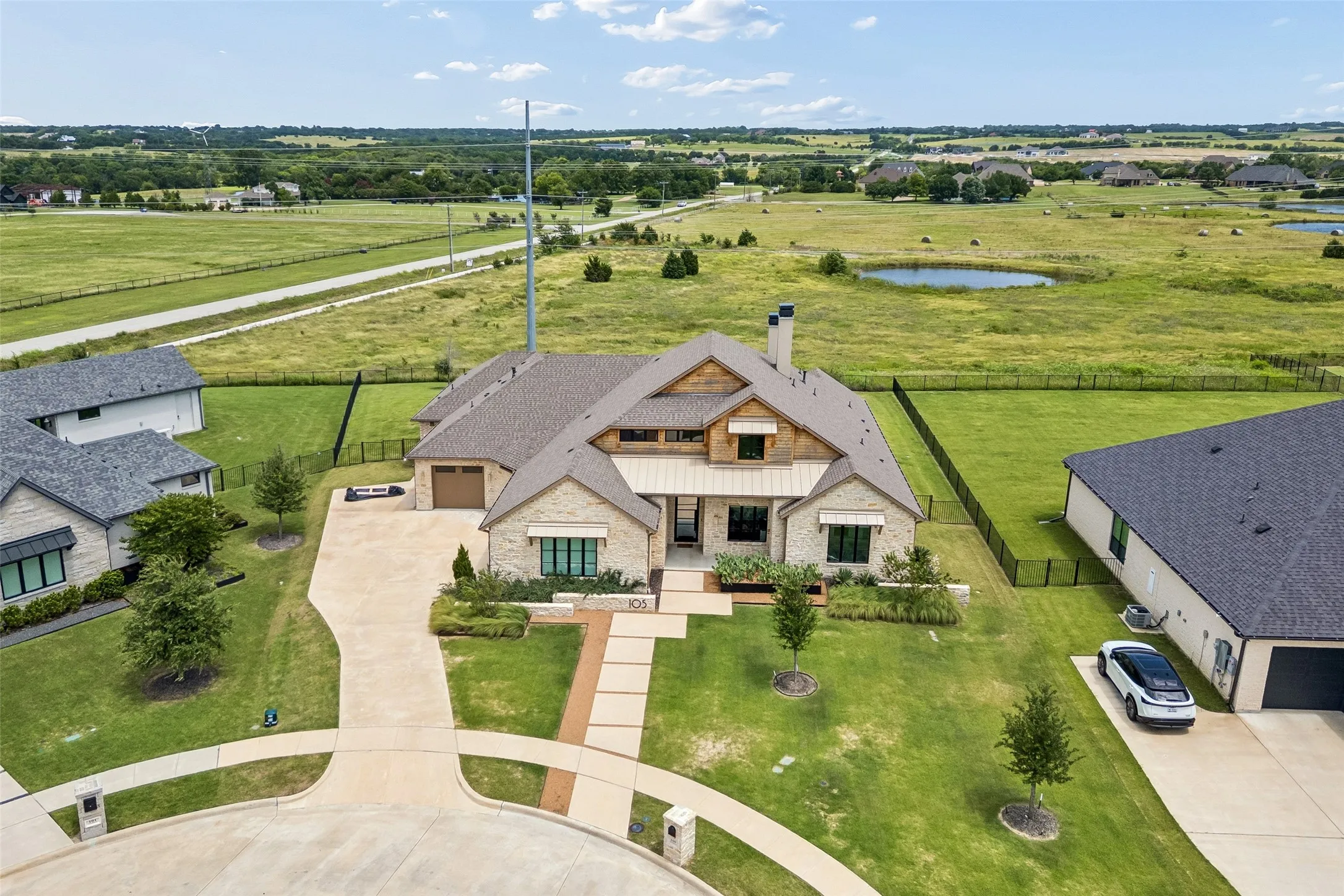 Single Family Residence For Sale in Rockwall County , 105 Stafford Drive, Heath, Texas 75032, 4 Bedroom, 5 Bathroom, 3 Garage spaces, 4,098 Sqft, built in 2023, mls#21310868, Real Estate Agent in Heath, Homes For Sale in Rockwall county, Homes For Sale in Heath, Realtor in Heath Texas, Real Estate Brokerage Independent Realty Texas, Luminita Cordes Realtor