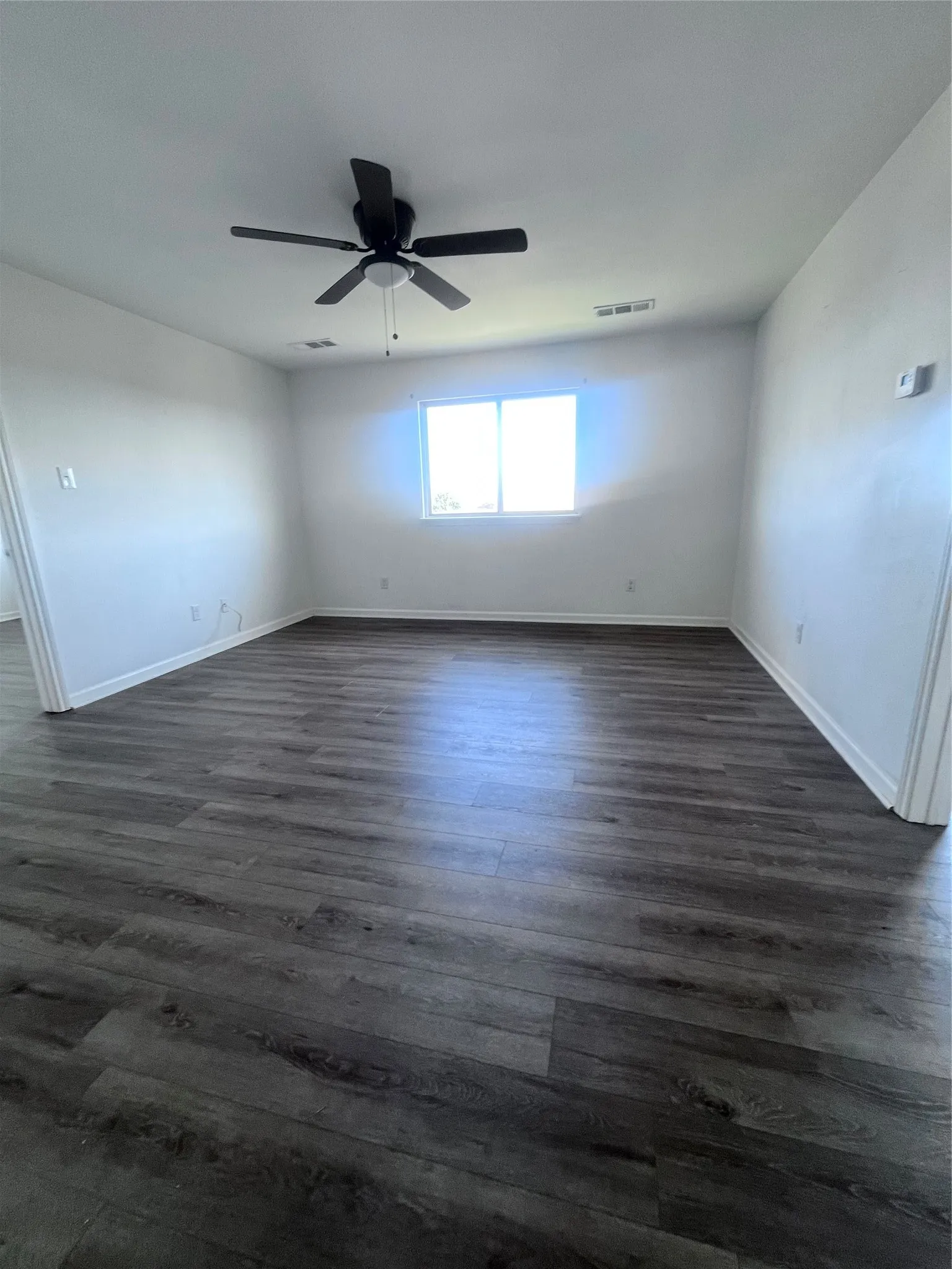 Single Family Residence For Rent in Tarrant County , 313 Lead Creek Drive, Fort Worth, Texas 76131, 4 Bedroom, 3 Bathroom, 2 Garage spaces, 2,193 Sqft, built in 2018, mls#21316844, Real Estate Agent in Fort Worth, Homes For Rent in Tarrant county, Homes For Rent in Fort Worth, Realtor in Fort Worth Texas, Real Estate Brokerage Independent Realty Texas, Luminita Cordes Realtor