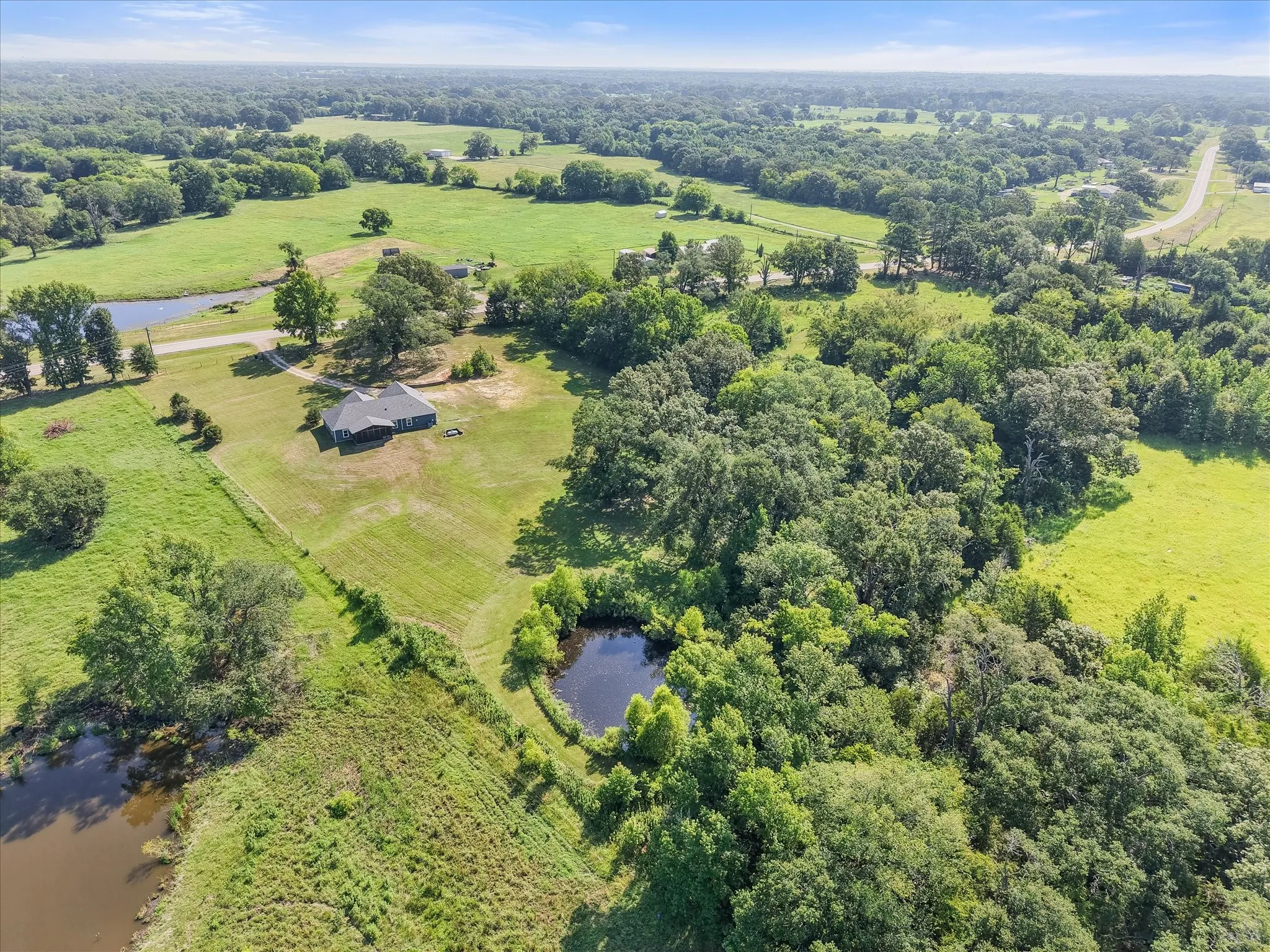 Single Family Residence For Sale in Rains County , 5568 S Fm 779, Alba, Texas 75410, 3 Bedroom, 3 Bathroom, 2 Garage spaces, 2,135 Sqft, built in 2014, mls#21315869, Real Estate Agent in Alba, Homes For Sale in Rains county, Homes For Sale in Alba, Realtor in Alba Texas, Real Estate Brokerage Independent Realty Texas, Luminita Cordes Realtor