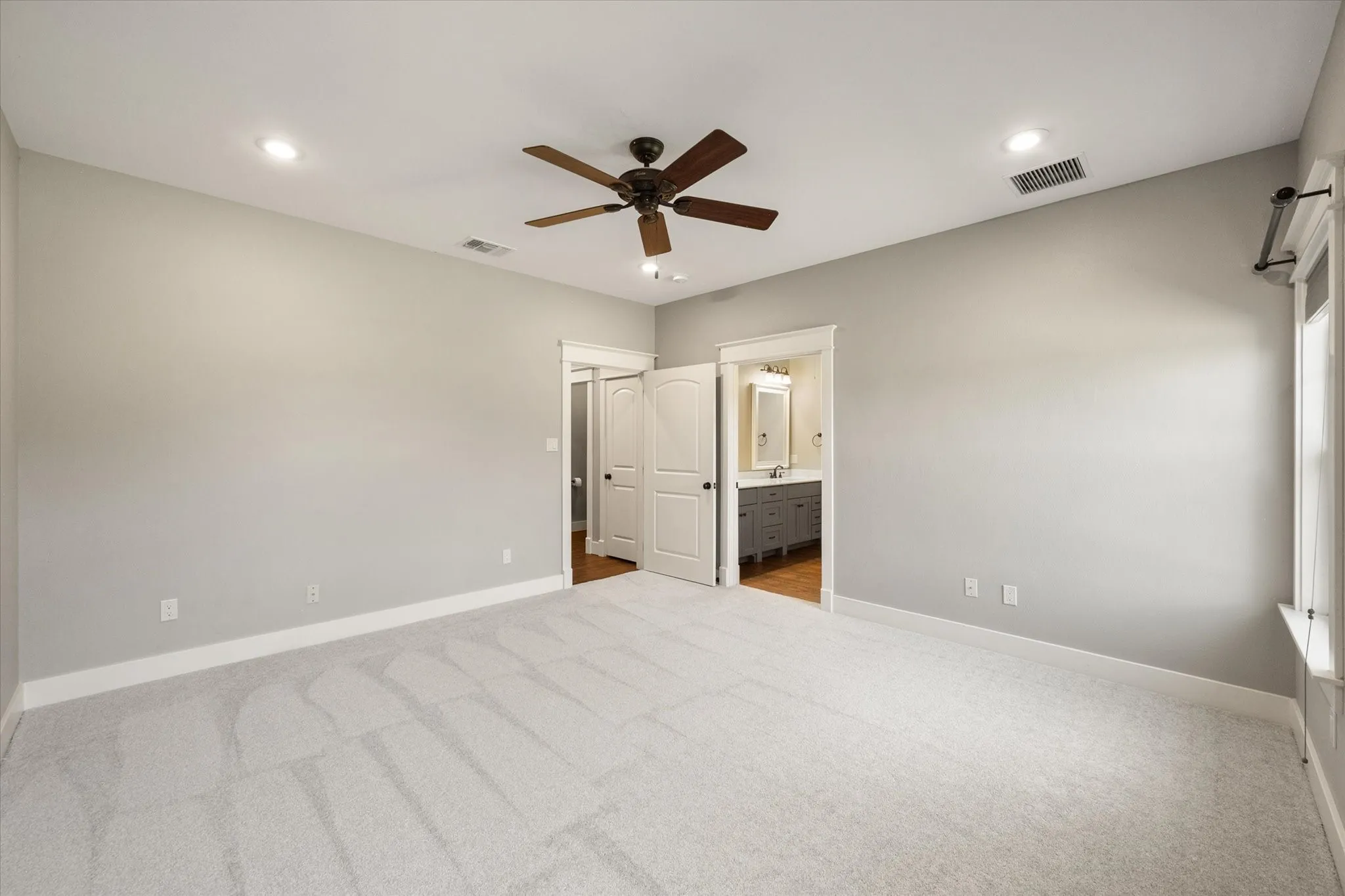 Single Family Residence For Sale in Rains County , 5568 S Fm 779, Alba, Texas 75410, 3 Bedroom, 3 Bathroom, 2 Garage spaces, 2,135 Sqft, built in 2014, mls#21315869, Real Estate Agent in Alba, Homes For Sale in Rains county, Homes For Sale in Alba, Realtor in Alba Texas, Real Estate Brokerage Independent Realty Texas, Luminita Cordes Realtor