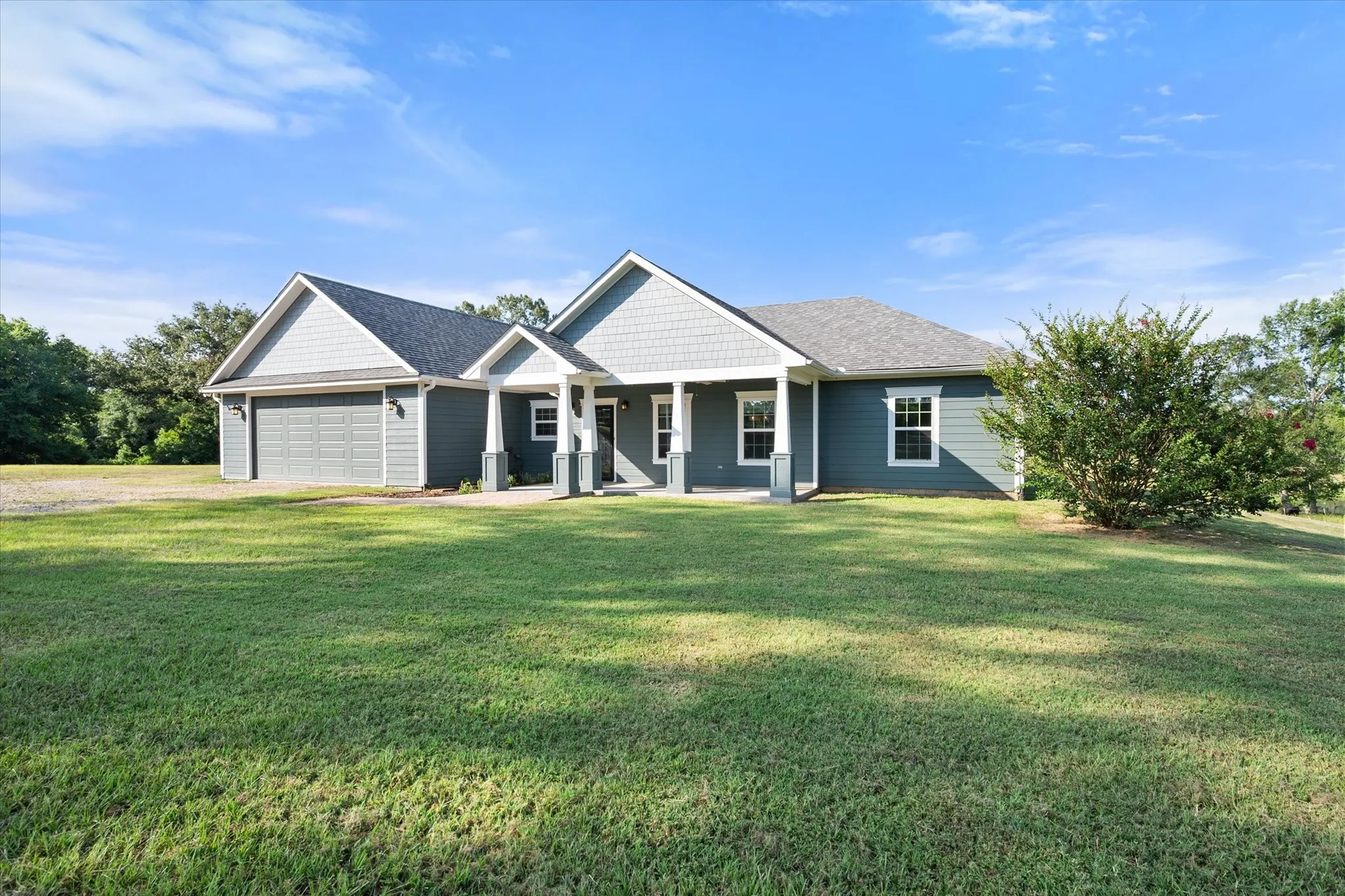 Single Family Residence For Sale in Rains County , 5568 S Fm 779, Alba, Texas 75410, 3 Bedroom, 3 Bathroom, 2 Garage spaces, 2,135 Sqft, built in 2014, mls#21315869, Real Estate Agent in Alba, Homes For Sale in Rains county, Homes For Sale in Alba, Realtor in Alba Texas, Real Estate Brokerage Independent Realty Texas, Luminita Cordes Realtor