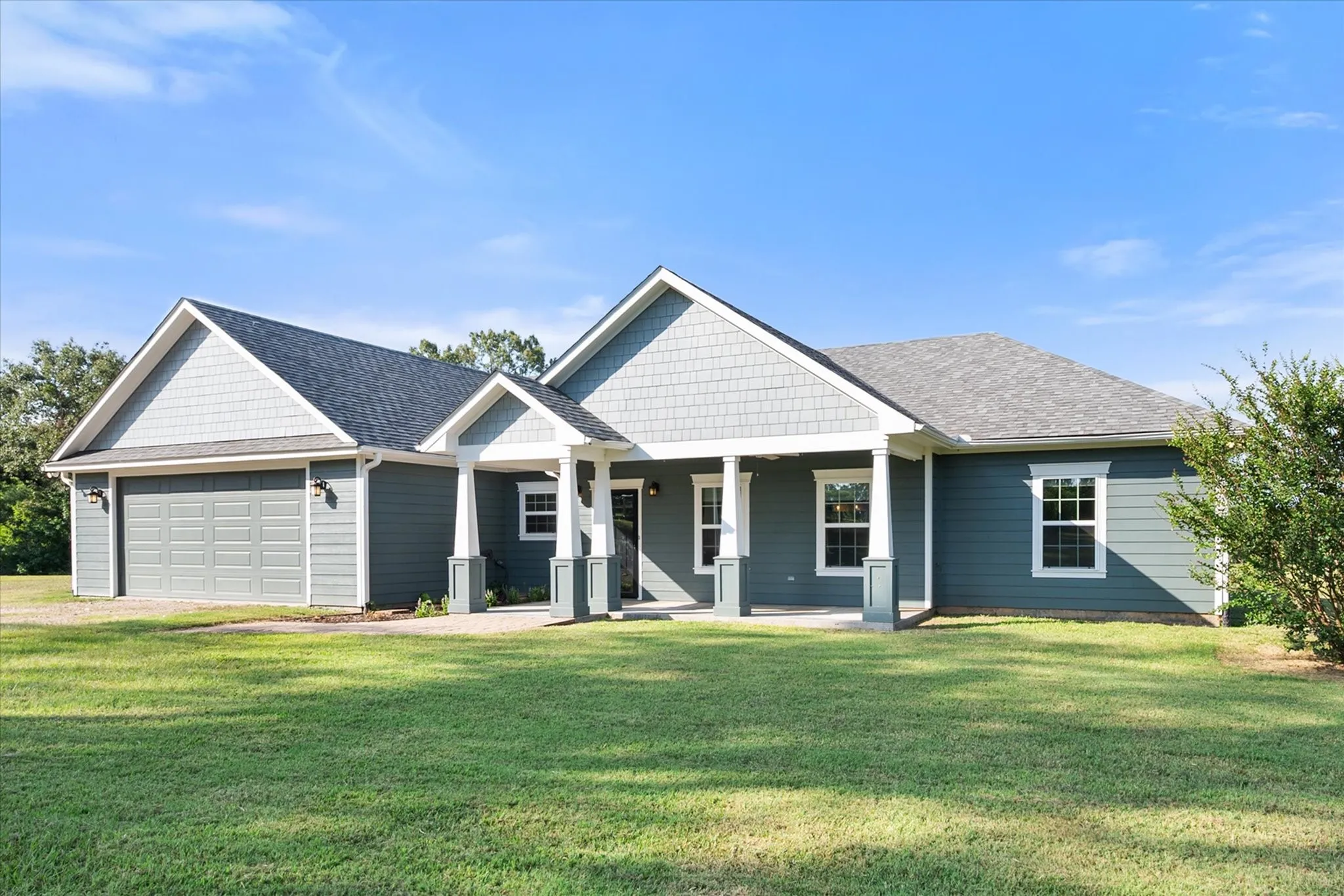 Single Family Residence For Sale in Rains County , 5568 S Fm 779, Alba, Texas 75410, 3 Bedroom, 3 Bathroom, 2 Garage spaces, 2,135 Sqft, built in 2014, mls#21315869, Real Estate Agent in Alba, Homes For Sale in Rains county, Homes For Sale in Alba, Realtor in Alba Texas, Real Estate Brokerage Independent Realty Texas, Luminita Cordes Realtor