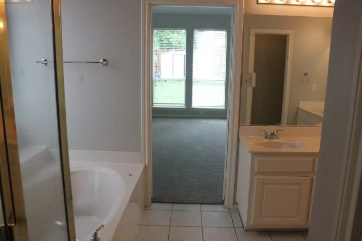 Single Family Residence For Rent in Dallas County , 3623 Rodale Way, Dallas, Texas 75287, 3 Bedroom, 3 Bathroom, 2 Garage spaces, 2,437 Sqft, built in 1998, mls#21316889, Real Estate Agent in Dallas, Homes For Rent in Dallas county, Homes For Rent in Dallas, Realtor in Dallas Texas, Real Estate Brokerage Independent Realty Texas, Luminita Cordes Realtor