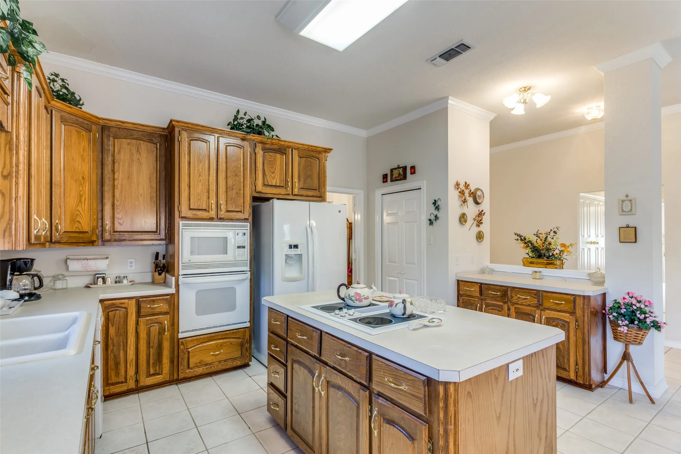 Single Family Residence For Sale in Parker County , 345 Huggins Drive, Springtown, Texas 76082, 4 Bedroom, 3 Bathroom, 2 Garage spaces, 2,455 Sqft, built in 2001, mls#21316852, Real Estate Agent in Springtown, Homes For Sale in Parker county, Homes For Sale in Springtown, Realtor in Springtown Texas, Real Estate Brokerage Independent Realty Texas, Luminita Cordes Realtor