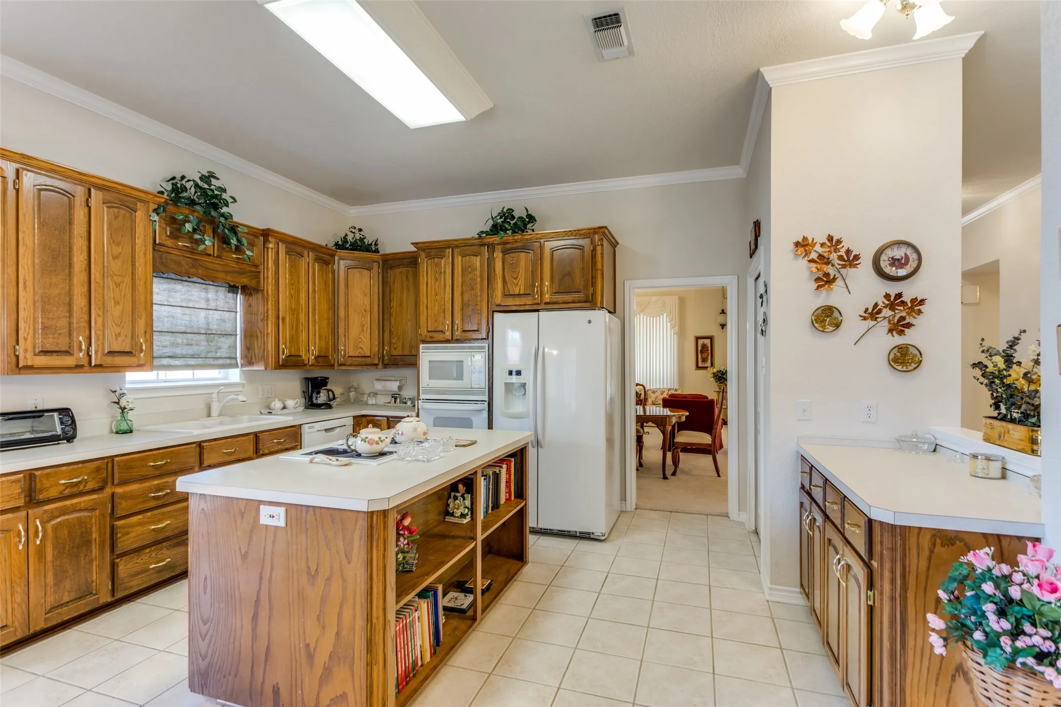 Single Family Residence For Sale in Parker County , 345 Huggins Drive, Springtown, Texas 76082, 4 Bedroom, 3 Bathroom, 2 Garage spaces, 2,455 Sqft, built in 2001, mls#21316852, Real Estate Agent in Springtown, Homes For Sale in Parker county, Homes For Sale in Springtown, Realtor in Springtown Texas, Real Estate Brokerage Independent Realty Texas, Luminita Cordes Realtor