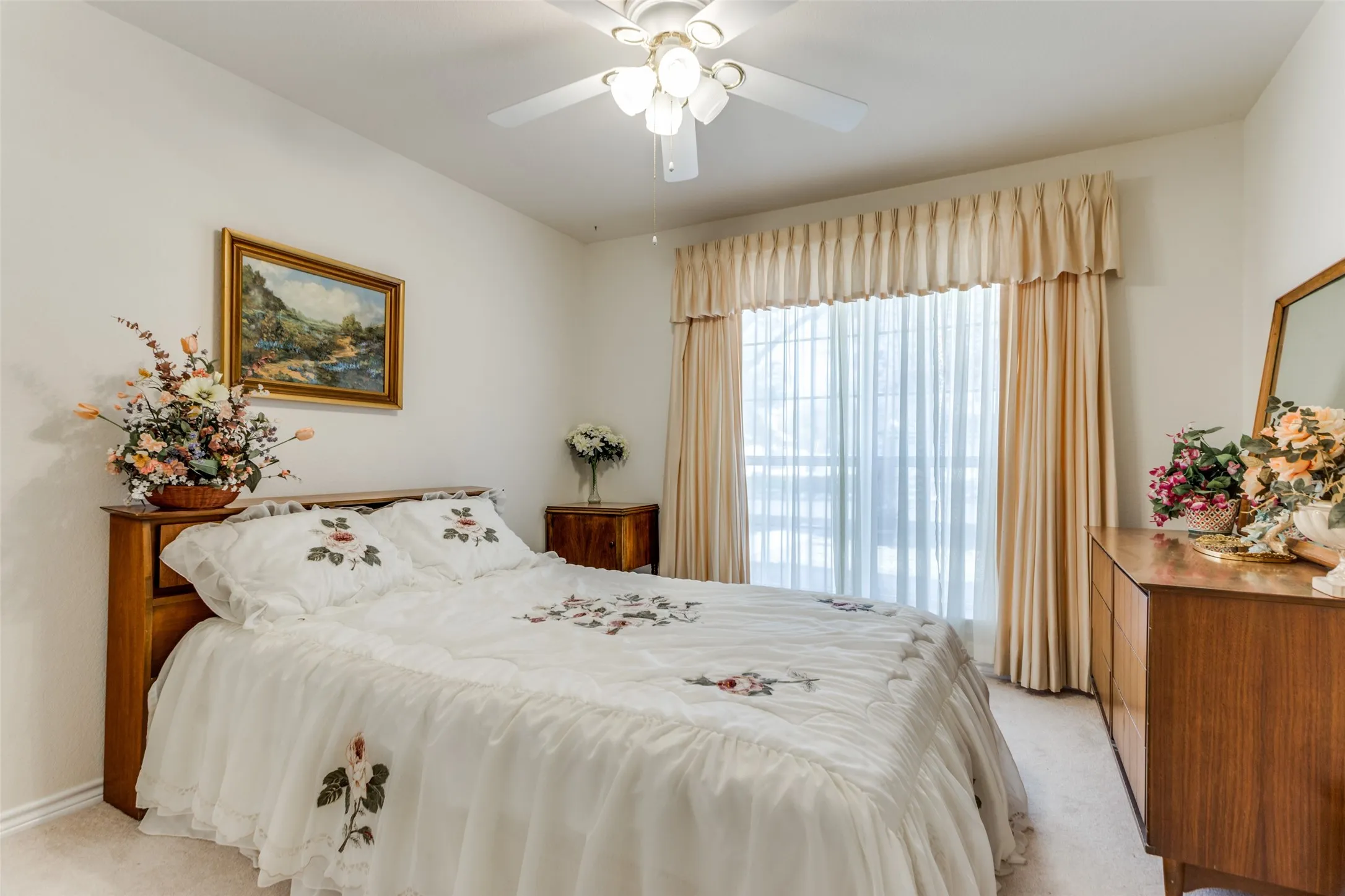 Single Family Residence For Sale in Parker County , 345 Huggins Drive, Springtown, Texas 76082, 4 Bedroom, 3 Bathroom, 2 Garage spaces, 2,455 Sqft, built in 2001, mls#21316852, Real Estate Agent in Springtown, Homes For Sale in Parker county, Homes For Sale in Springtown, Realtor in Springtown Texas, Real Estate Brokerage Independent Realty Texas, Luminita Cordes Realtor