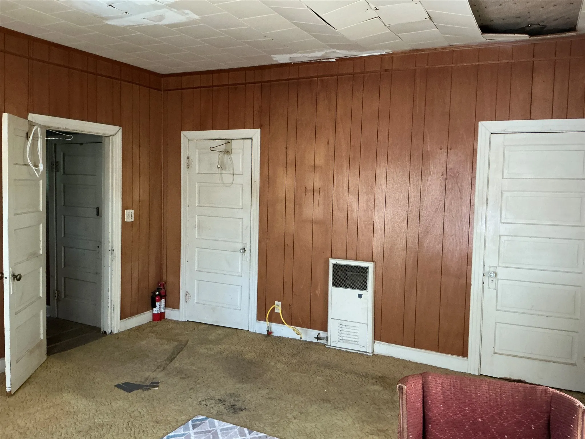 Single Family Residence For Sale in Comanche County , 300 E Grand Avenue, Comanche, Texas 76442, 4 Bedroom, 2 Bathroom, 2 Garage spaces, 2,296 Sqft, built in 1900, mls#21316175, Real Estate Agent in Comanche, Homes For Sale in Comanche county, Homes For Sale in Comanche, Realtor in Comanche Texas, Real Estate Brokerage Independent Realty Texas, Luminita Cordes Realtor
