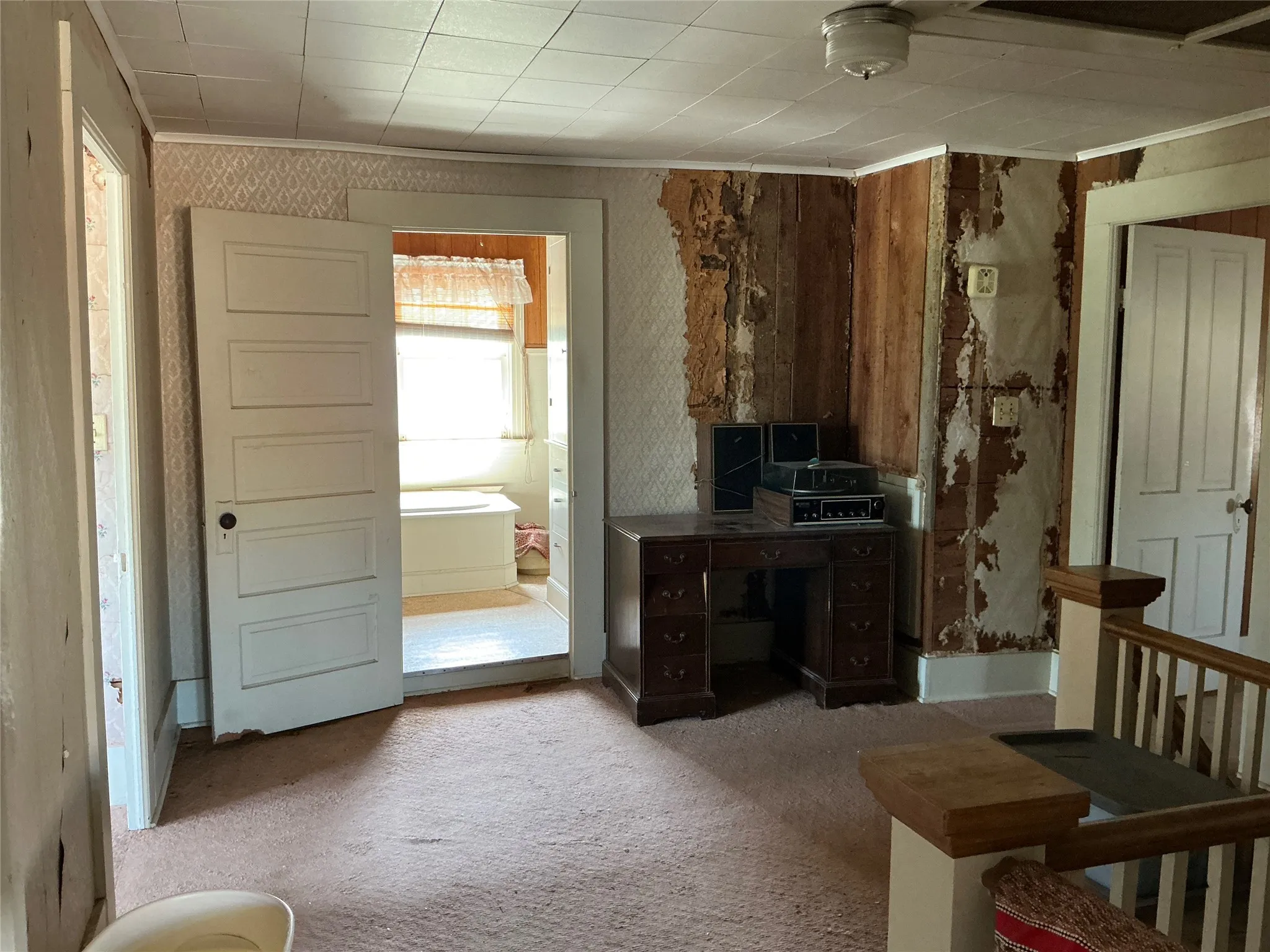 Single Family Residence For Sale in Comanche County , 300 E Grand Avenue, Comanche, Texas 76442, 4 Bedroom, 2 Bathroom, 2 Garage spaces, 2,296 Sqft, built in 1900, mls#21316175, Real Estate Agent in Comanche, Homes For Sale in Comanche county, Homes For Sale in Comanche, Realtor in Comanche Texas, Real Estate Brokerage Independent Realty Texas, Luminita Cordes Realtor
