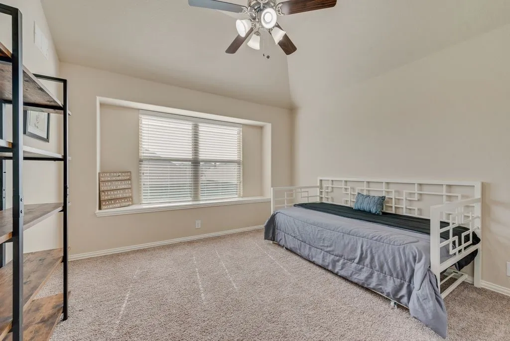 Single Family Residence For Sale in Johnson County , 102 Cimmaron Court, Alvarado, Texas 76009, 4 Bedroom, 3 Bathroom, 3 Garage spaces, 2,765 Sqft, built in 2017, mls#21316063, Real Estate Agent in Alvarado, Homes For Sale in Johnson county, Homes For Sale in Alvarado, Realtor in Alvarado Texas, Real Estate Brokerage Independent Realty Texas, Luminita Cordes Realtor
