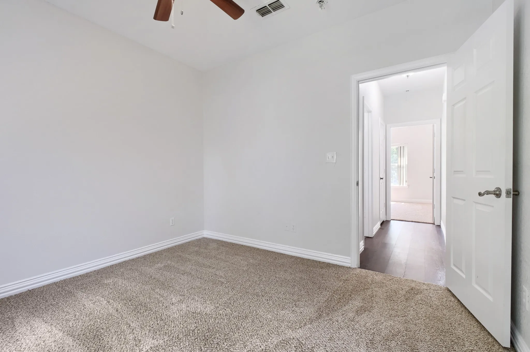 Single Family Residence For Sale in Parker County , 152 Howard Newby Lane, Springtown, Texas 76082, 3 Bedroom, 2 Bathroom, 2 Garage spaces, 1,908 Sqft, built in 2003, mls#21238330, Real Estate Agent in Springtown, Homes For Sale in Parker county, Homes For Sale in Springtown, Realtor in Springtown Texas, Real Estate Brokerage Independent Realty Texas, Luminita Cordes Realtor