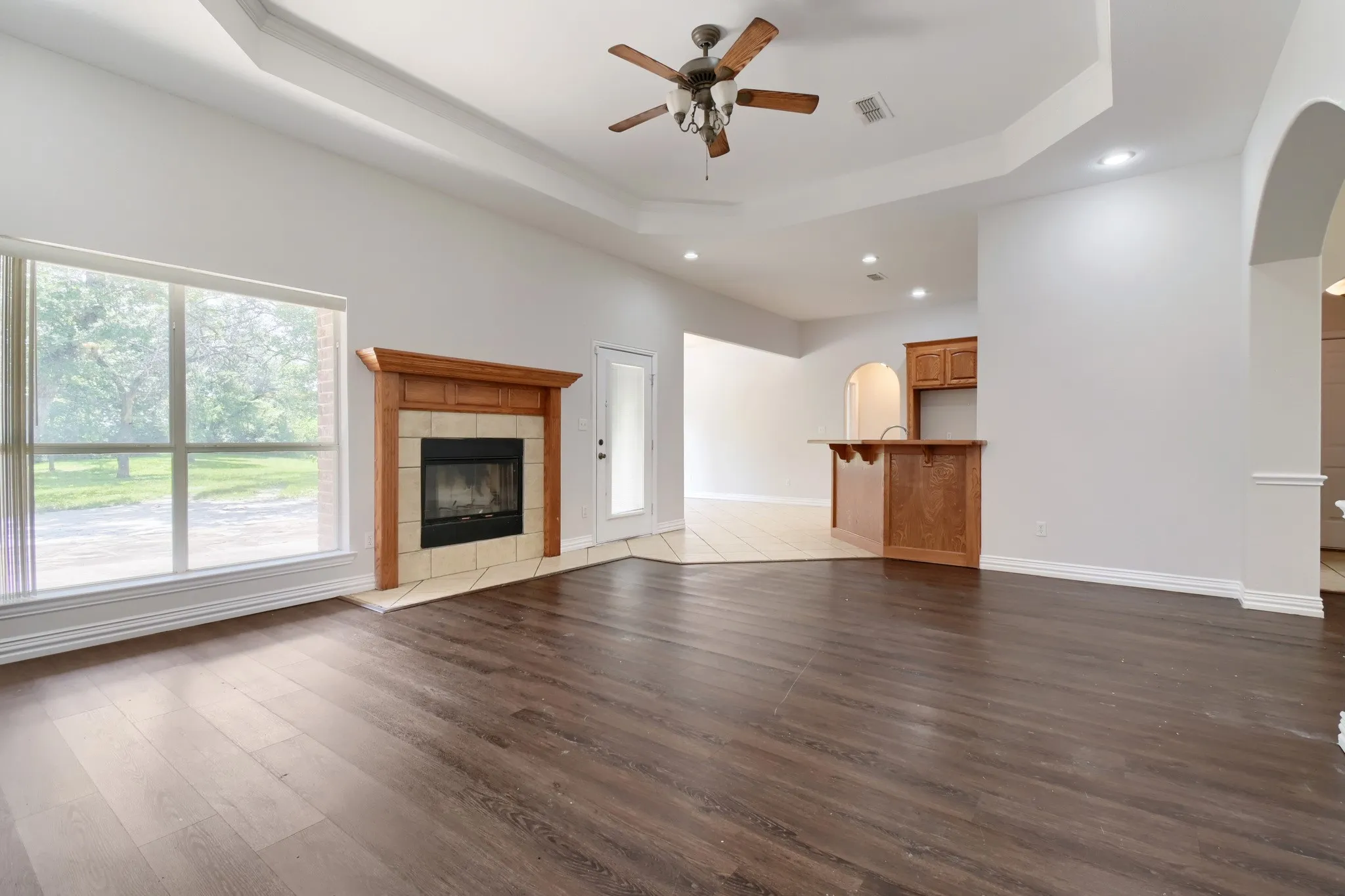 Single Family Residence For Sale in Parker County , 152 Howard Newby Lane, Springtown, Texas 76082, 3 Bedroom, 2 Bathroom, 2 Garage spaces, 1,908 Sqft, built in 2003, mls#21238330, Real Estate Agent in Springtown, Homes For Sale in Parker county, Homes For Sale in Springtown, Realtor in Springtown Texas, Real Estate Brokerage Independent Realty Texas, Luminita Cordes Realtor