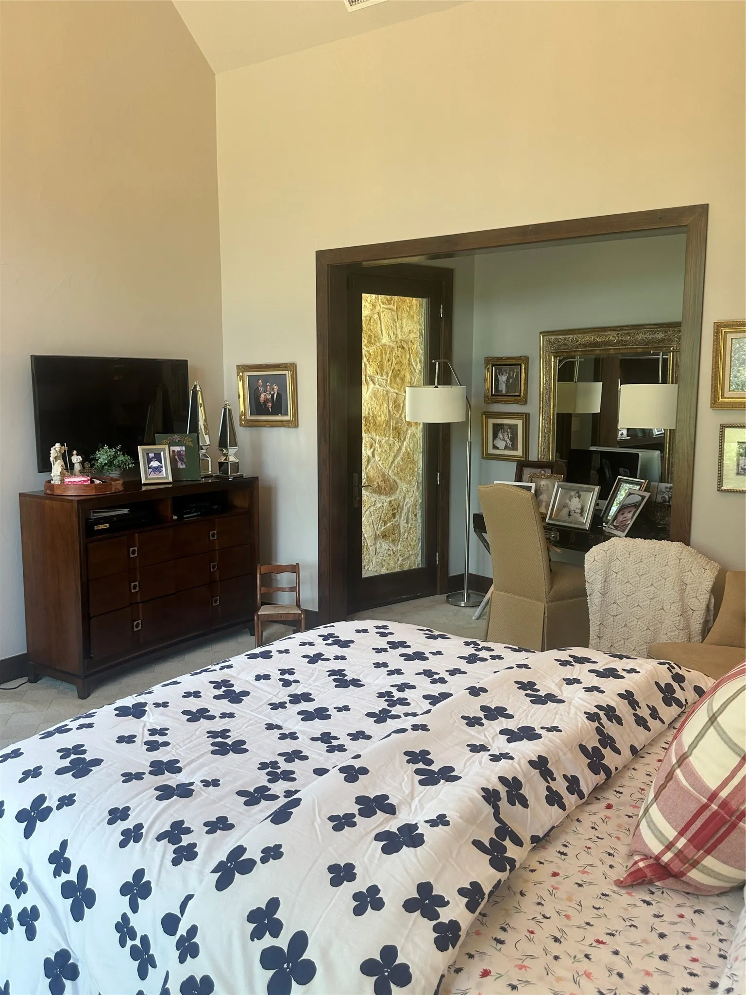 Single Family Residence For Sale in Erath County , 1255 Alexander Road, Stephenville, Texas 76401, 3 Bedroom, 3 Bathroom, 2 Garage spaces, 4,638 Sqft, built in 2011, mls#21316952, Real Estate Agent in Stephenville, Homes For Sale in Erath county, Homes For Sale in Stephenville, Realtor in Stephenville Texas, Real Estate Brokerage Independent Realty Texas, Luminita Cordes Realtor
