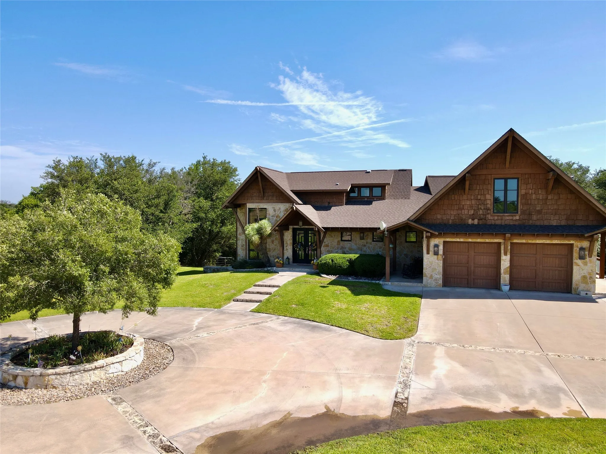 Single Family Residence For Sale in Erath County , 1255 Alexander Road, Stephenville, Texas 76401, 3 Bedroom, 3 Bathroom, 2 Garage spaces, 4,638 Sqft, built in 2011, mls#21316952, Real Estate Agent in Stephenville, Homes For Sale in Erath county, Homes For Sale in Stephenville, Realtor in Stephenville Texas, Real Estate Brokerage Independent Realty Texas, Luminita Cordes Realtor