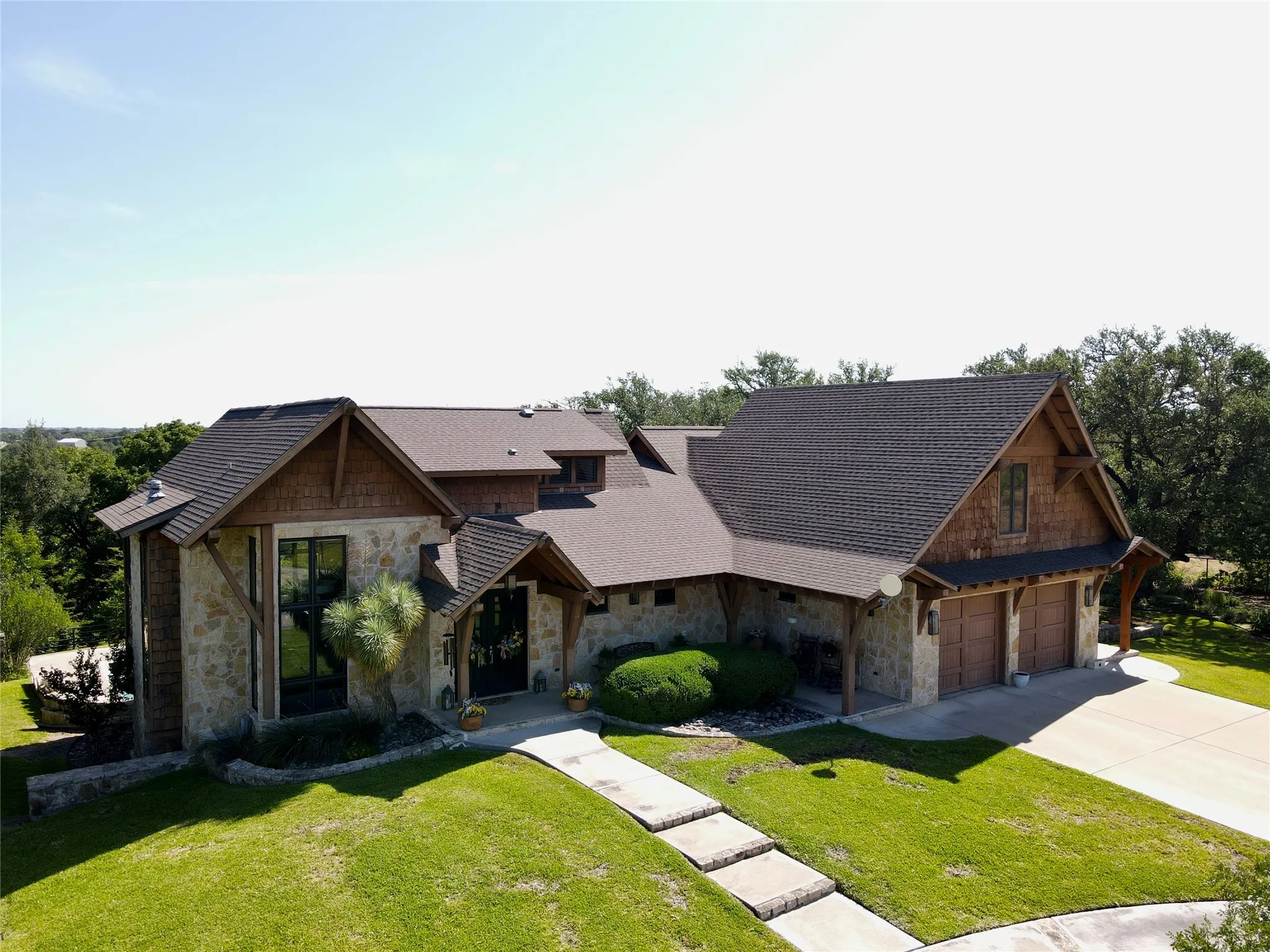 Single Family Residence For Sale in Erath County , 1255 Alexander Road, Stephenville, Texas 76401, 3 Bedroom, 3 Bathroom, 2 Garage spaces, 4,638 Sqft, built in 2011, mls#21316952, Real Estate Agent in Stephenville, Homes For Sale in Erath county, Homes For Sale in Stephenville, Realtor in Stephenville Texas, Real Estate Brokerage Independent Realty Texas, Luminita Cordes Realtor