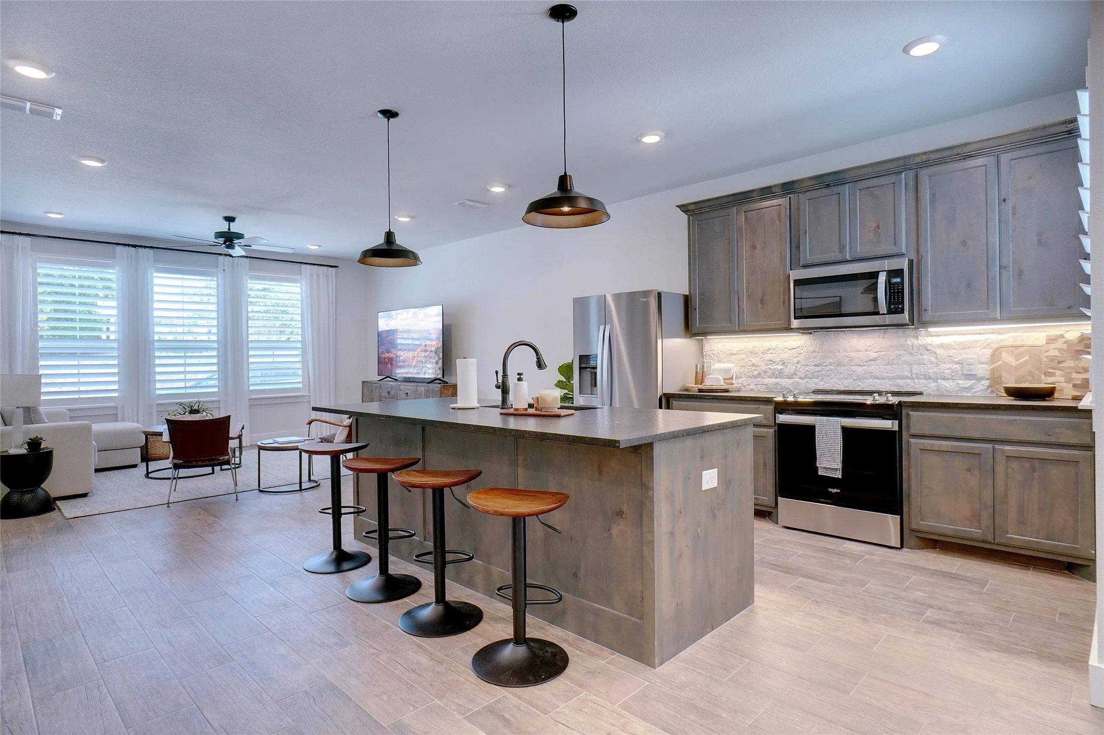 Townhouse For Rent in Tarrant County , 9616 Sullivan Lane, Fort Worth, Texas 76179, 3 Bedroom, 3 Bathroom, 2 Garage spaces, 1,907 Sqft, built in 2023, mls#21316544, Real Estate Agent in Fort Worth, Homes For Rent in Tarrant county, Homes For Rent in Fort Worth, Realtor in Fort Worth Texas, Real Estate Brokerage Independent Realty Texas, Luminita Cordes Realtor