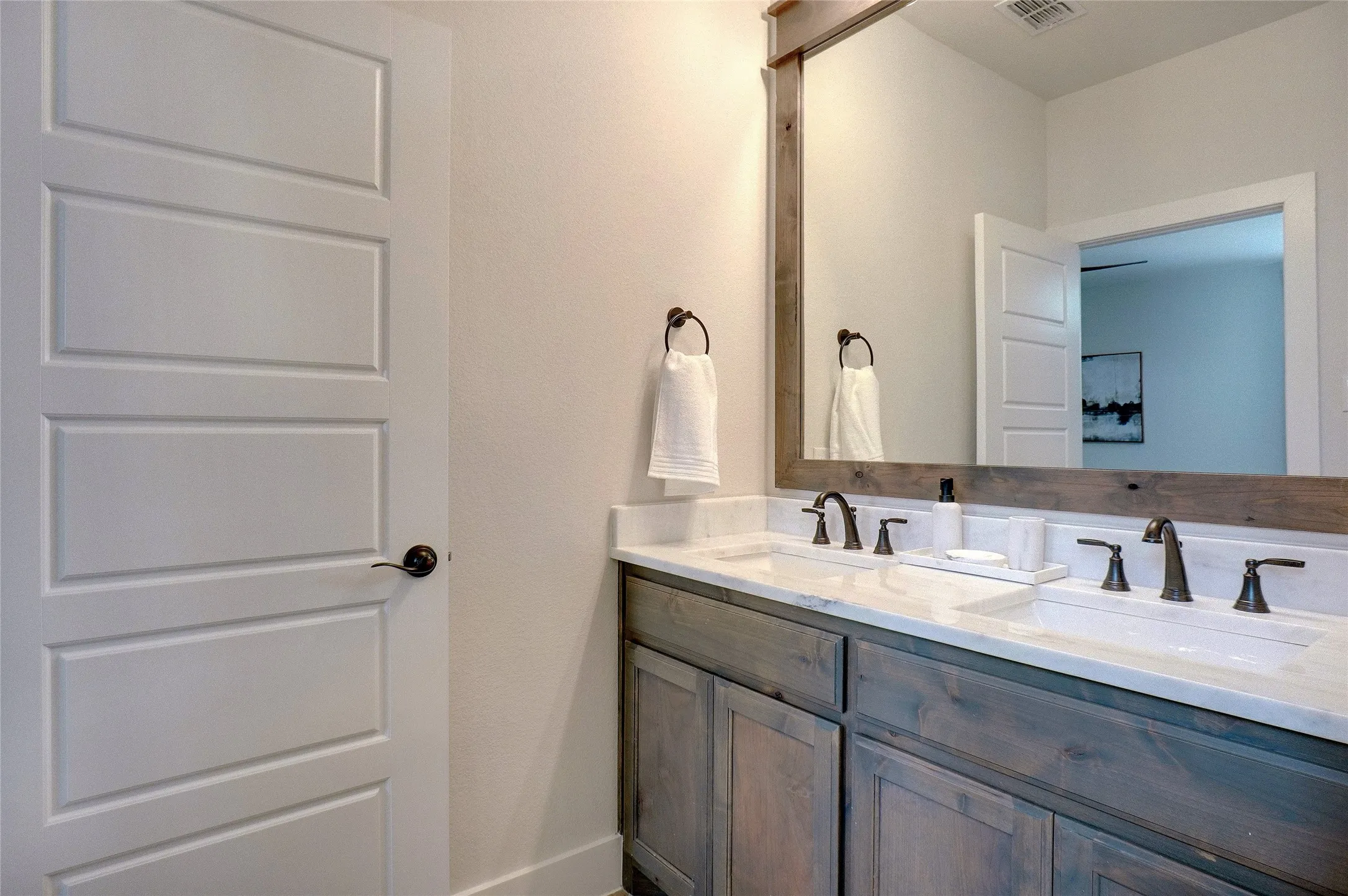 Townhouse For Rent in Tarrant County , 9616 Sullivan Lane, Fort Worth, Texas 76179, 3 Bedroom, 3 Bathroom, 2 Garage spaces, 1,907 Sqft, built in 2023, mls#21316544, Real Estate Agent in Fort Worth, Homes For Rent in Tarrant county, Homes For Rent in Fort Worth, Realtor in Fort Worth Texas, Real Estate Brokerage Independent Realty Texas, Luminita Cordes Realtor