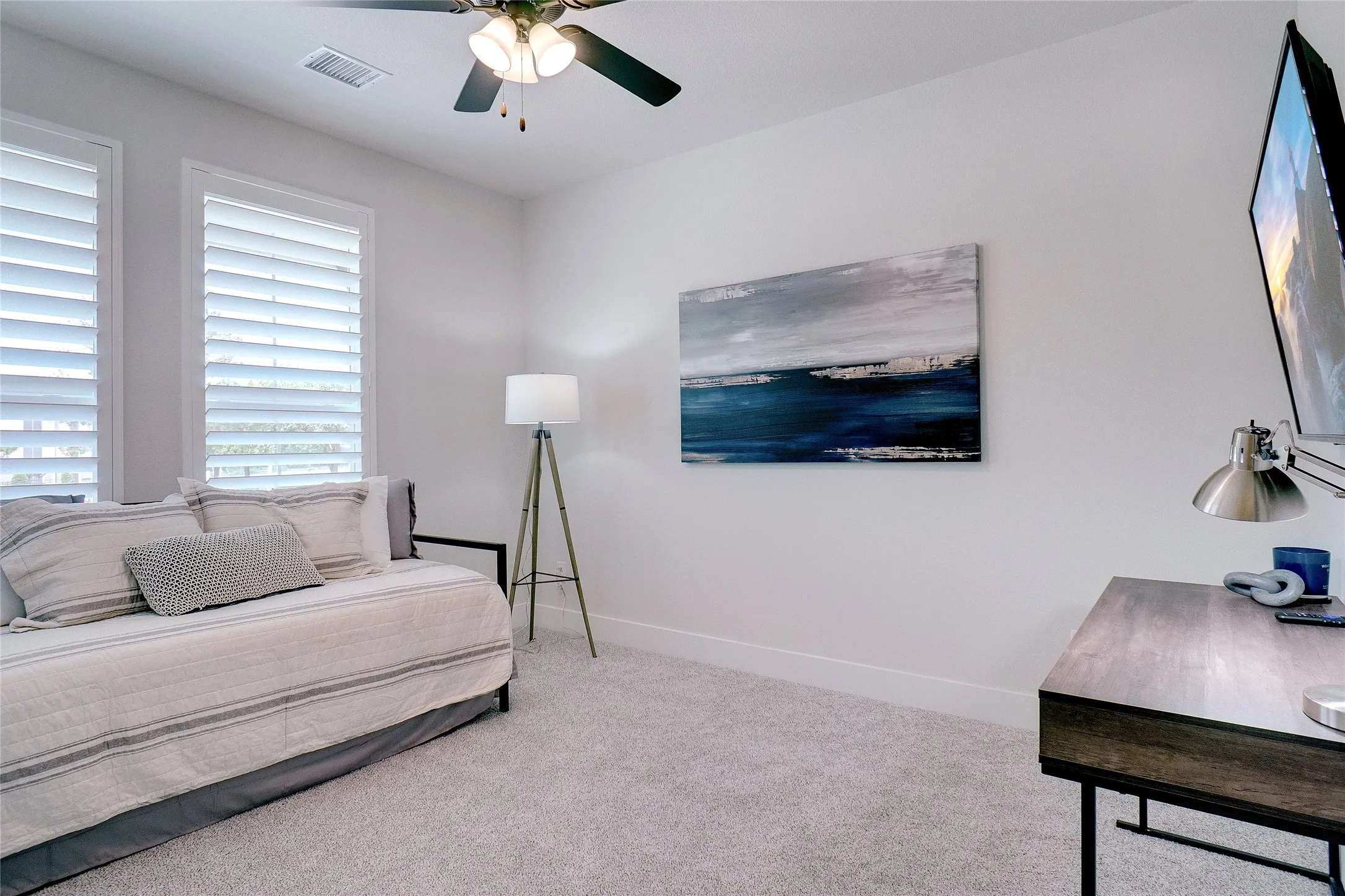Townhouse For Rent in Tarrant County , 9616 Sullivan Lane, Fort Worth, Texas 76179, 3 Bedroom, 3 Bathroom, 2 Garage spaces, 1,907 Sqft, built in 2023, mls#21316544, Real Estate Agent in Fort Worth, Homes For Rent in Tarrant county, Homes For Rent in Fort Worth, Realtor in Fort Worth Texas, Real Estate Brokerage Independent Realty Texas, Luminita Cordes Realtor