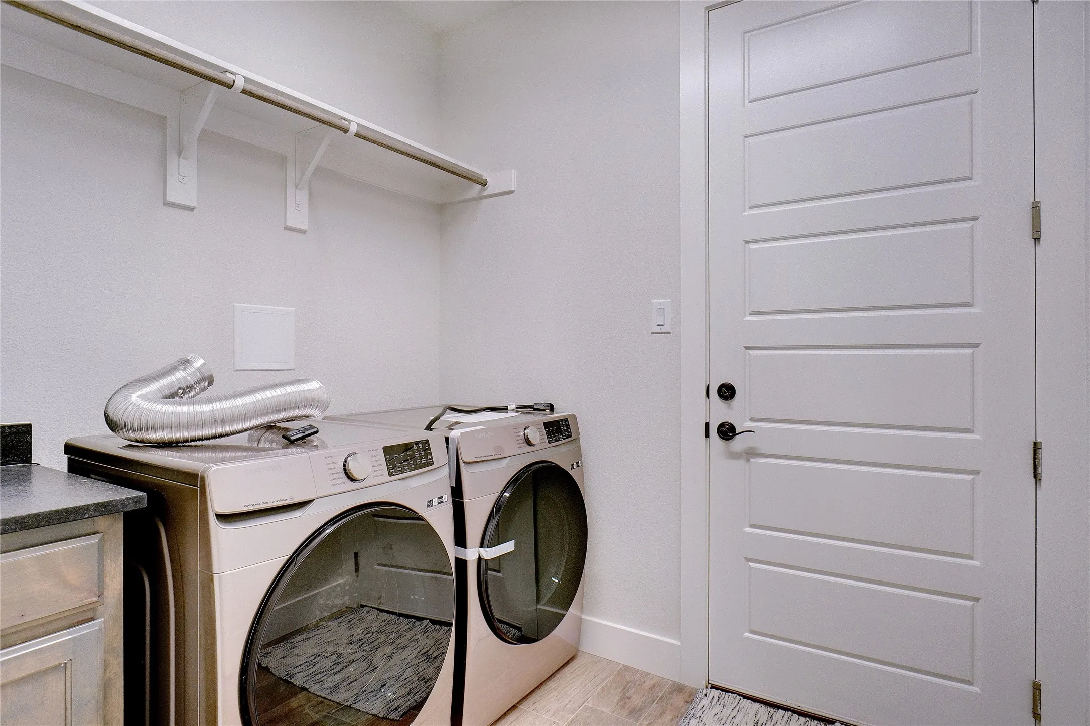 Townhouse For Rent in Tarrant County , 9616 Sullivan Lane, Fort Worth, Texas 76179, 3 Bedroom, 3 Bathroom, 2 Garage spaces, 1,907 Sqft, built in 2023, mls#21316544, Real Estate Agent in Fort Worth, Homes For Rent in Tarrant county, Homes For Rent in Fort Worth, Realtor in Fort Worth Texas, Real Estate Brokerage Independent Realty Texas, Luminita Cordes Realtor