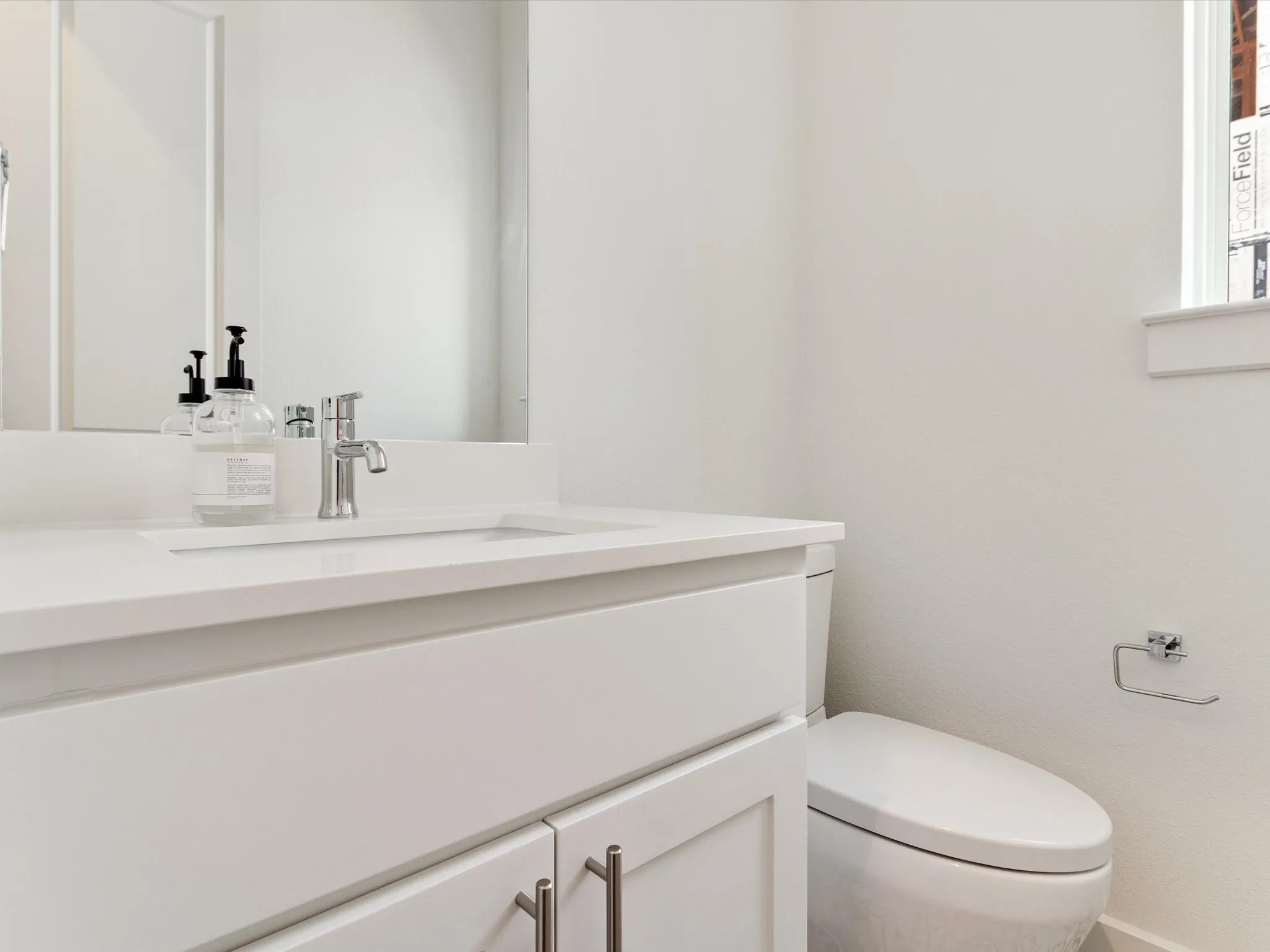 Townhouse For Sale in Dallas County , 5605 Bryan Parkway 104, Dallas, Texas 75206, 2 Bedrooms, 3 Bathrooms, 2 Garage spaces, 1,500 Sqft, built in 2019, Price $439,900, mls#21316996, Real Estate Agent in Dallas, Homes For Sale in Dallas county, Homes For Sale in Dallas, Realtor in Dallas Texas, Real Estate Brokerage Independent Realty Texas, Luminita Cordes Realtor