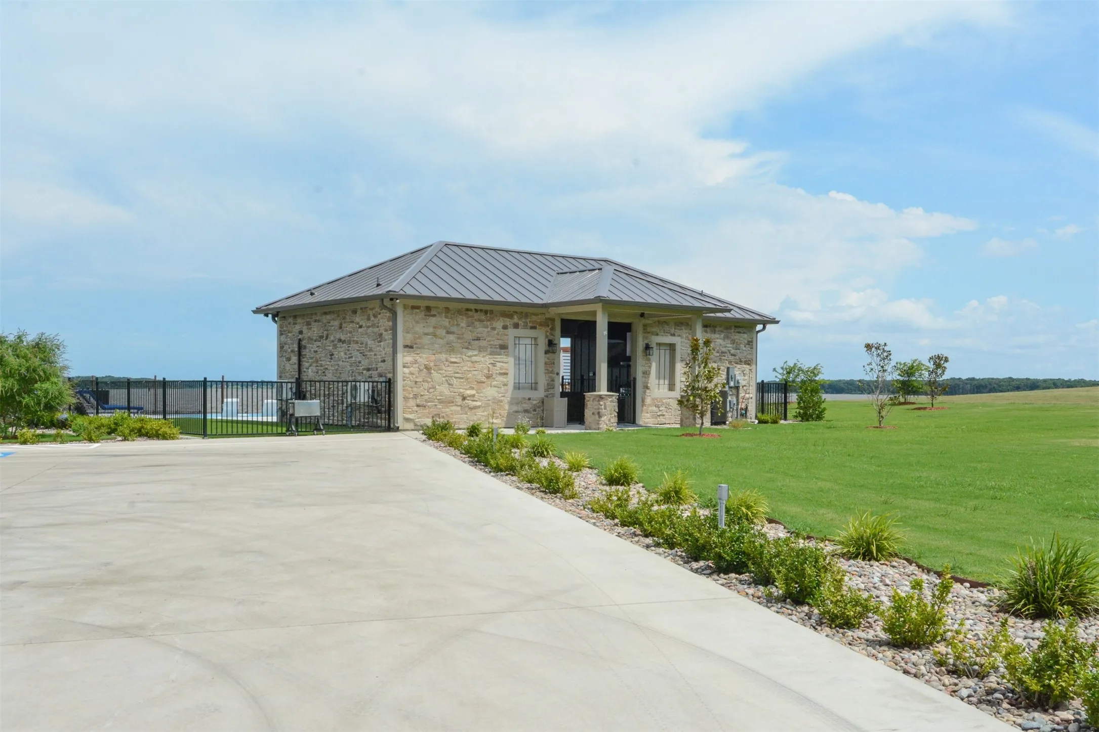 Improved Land For Sale in Kaufman County , 125 Pond Trail, Kemp, Texas 75143, 0, 0, Garage spaces, 0 Sqft, built in 0, mls#21308586, Real Estate Agent in Kemp, Homes For Sale in Kaufman county, Homes For Sale in Kemp, Realtor in Kemp Texas, Real Estate Brokerage Independent Realty Texas, Luminita Cordes Realtor
