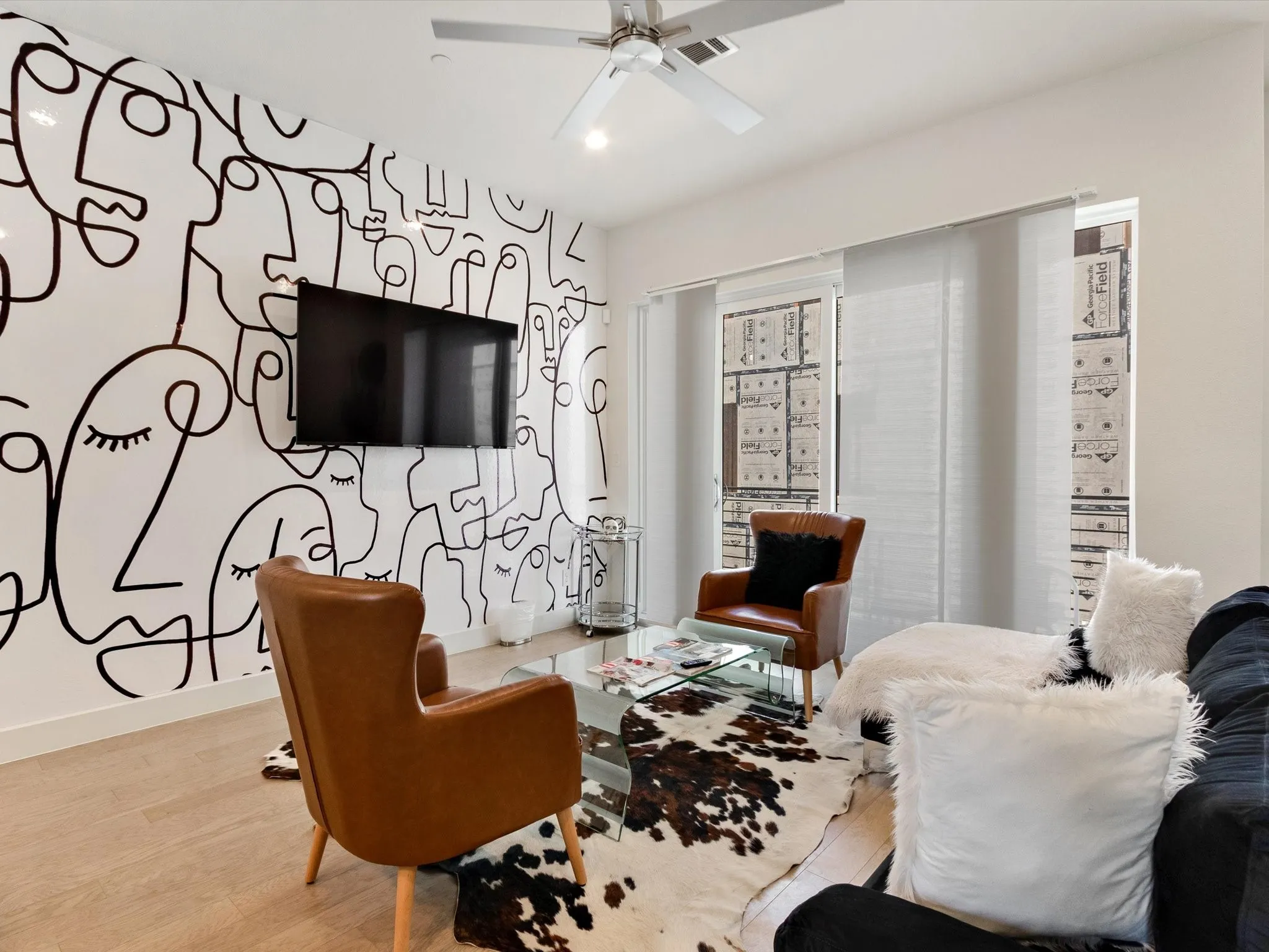 Townhouse For Rent in Dallas County , 5605 Bryan Parkway 104, Dallas, Texas 75206, 2 Bedrooms, 3 Bathrooms, 2 Garage spaces, 1,500 Sqft, built in 2019, Price $3,250, mls#21317014, Real Estate Agent in Dallas, Homes For Rent in Dallas county, Homes For Rent in Dallas, Realtor in Dallas Texas, Real Estate Brokerage Independent Realty Texas, Luminita Cordes Realtor