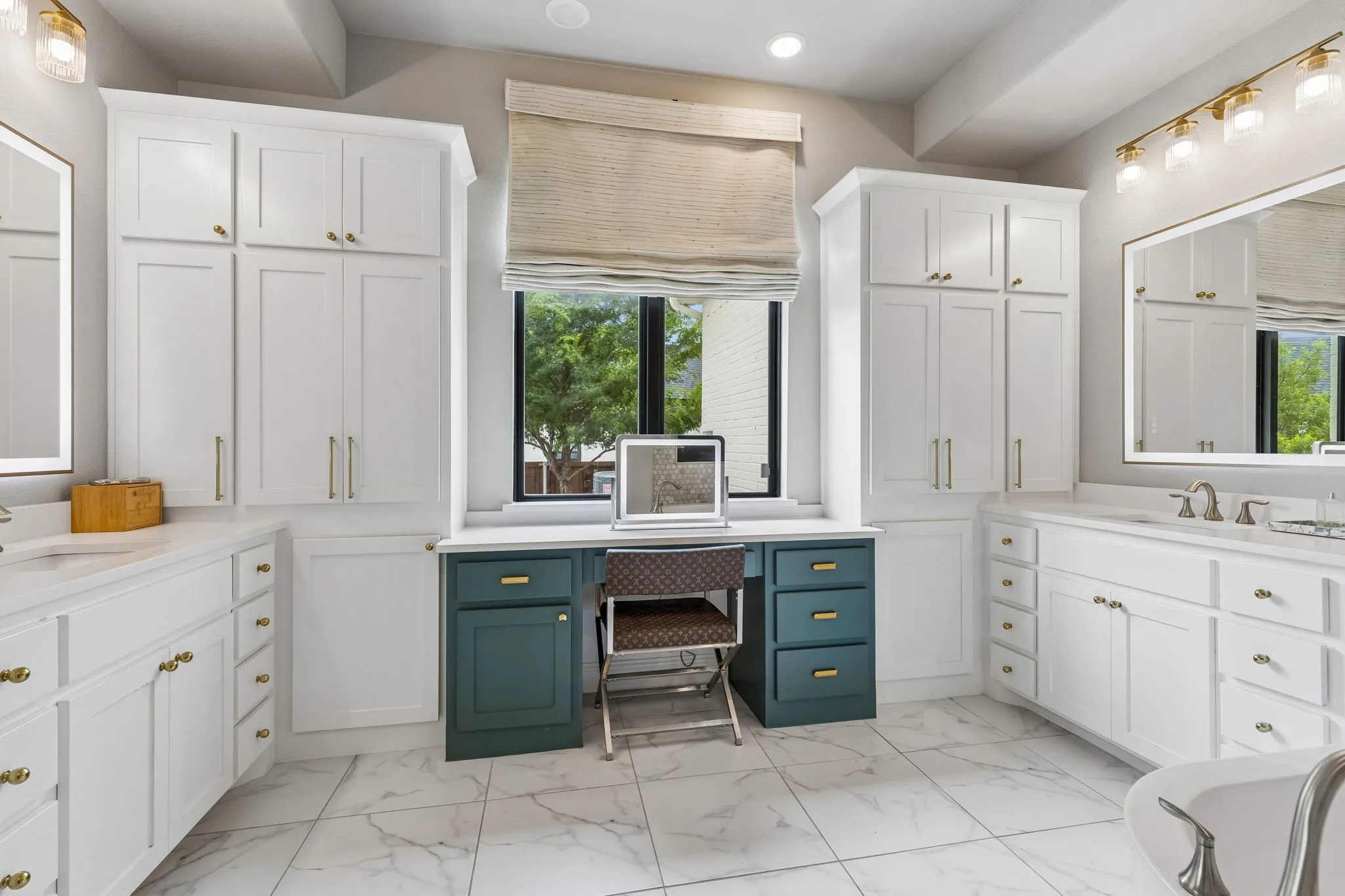 Single Family Residence For Sale in Collin County , 1731 Autumnwood Court, Prosper, Texas 75078, 5 Bedroom, 7 Bathroom, 3 Garage spaces, 4,324 Sqft, built in 2019, mls#21316993, Real Estate Agent in Prosper, Homes For Sale in Collin county, Homes For Sale in Prosper, Realtor in Prosper Texas, Real Estate Brokerage Independent Realty Texas, Luminita Cordes Realtor