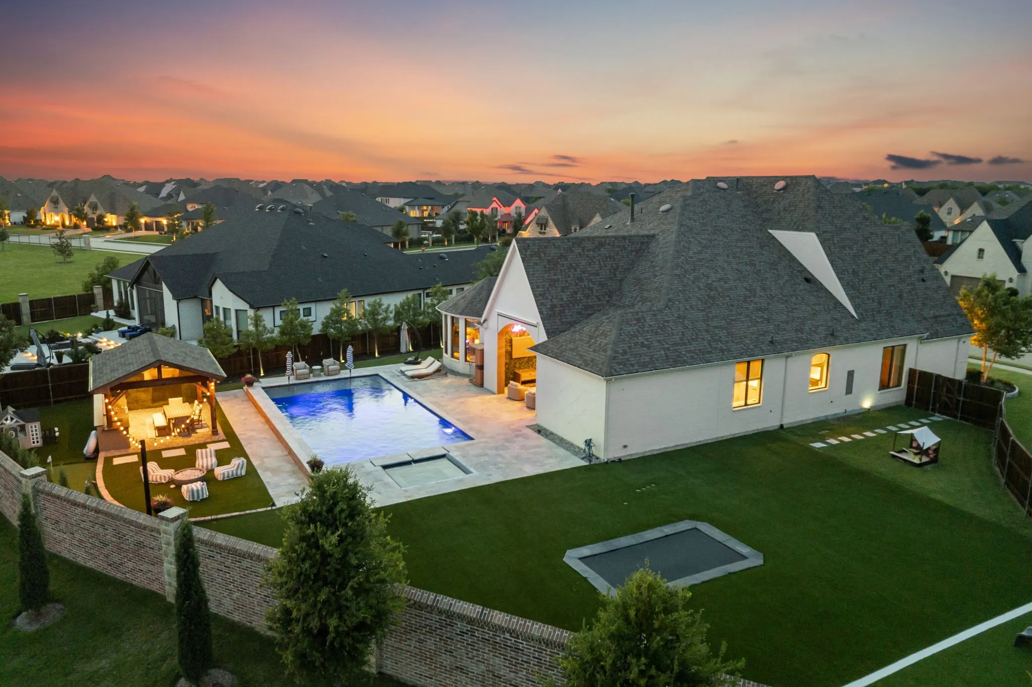 Single Family Residence For Sale in Collin County , 1731 Autumnwood Court, Prosper, Texas 75078, 5 Bedroom, 7 Bathroom, 3 Garage spaces, 4,324 Sqft, built in 2019, mls#21316993, Real Estate Agent in Prosper, Homes For Sale in Collin county, Homes For Sale in Prosper, Realtor in Prosper Texas, Real Estate Brokerage Independent Realty Texas, Luminita Cordes Realtor