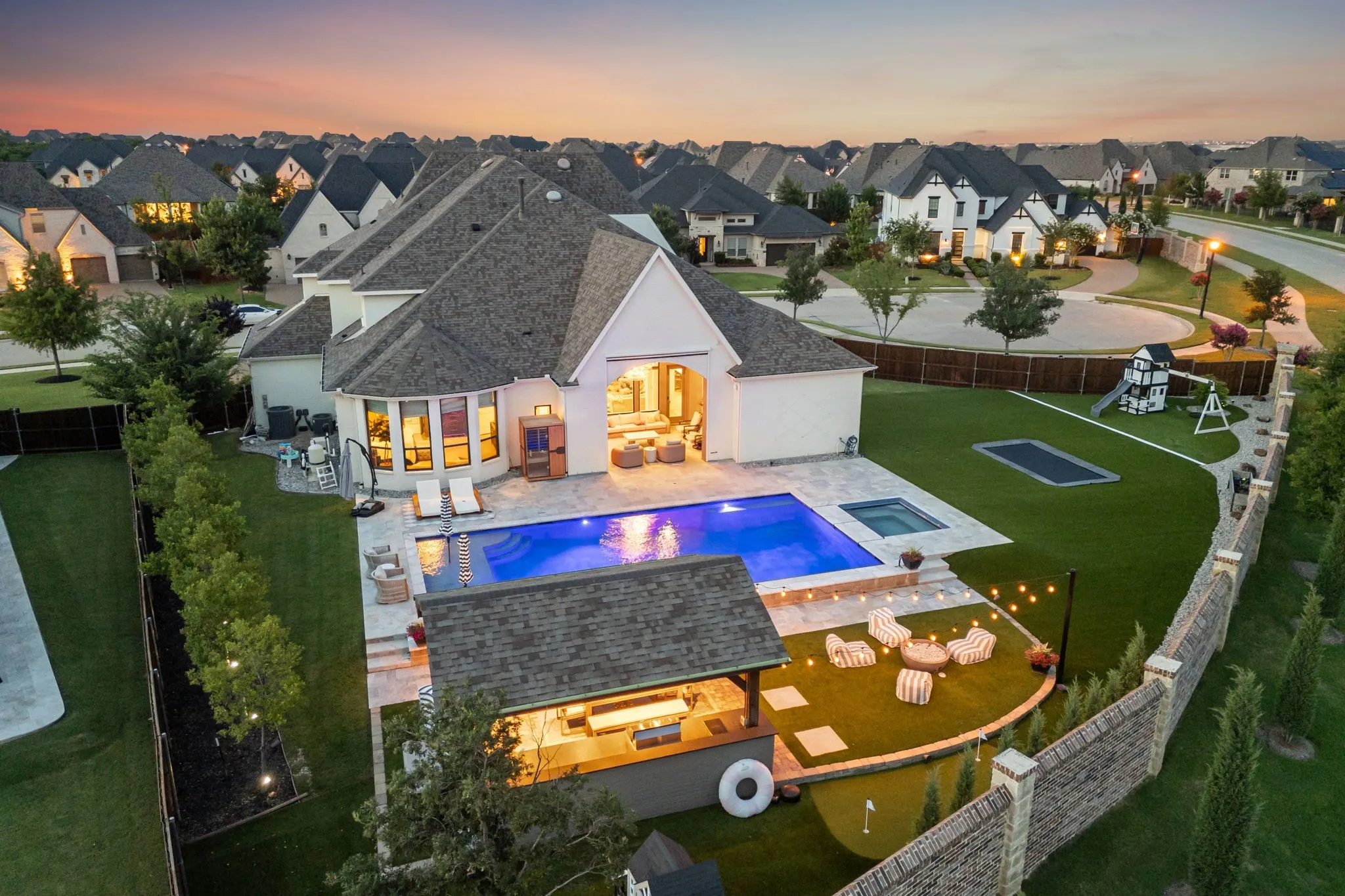 Single Family Residence For Sale in Collin County , 1731 Autumnwood Court, Prosper, Texas 75078, 5 Bedroom, 7 Bathroom, 3 Garage spaces, 4,324 Sqft, built in 2019, mls#21316993, Real Estate Agent in Prosper, Homes For Sale in Collin county, Homes For Sale in Prosper, Realtor in Prosper Texas, Real Estate Brokerage Independent Realty Texas, Luminita Cordes Realtor