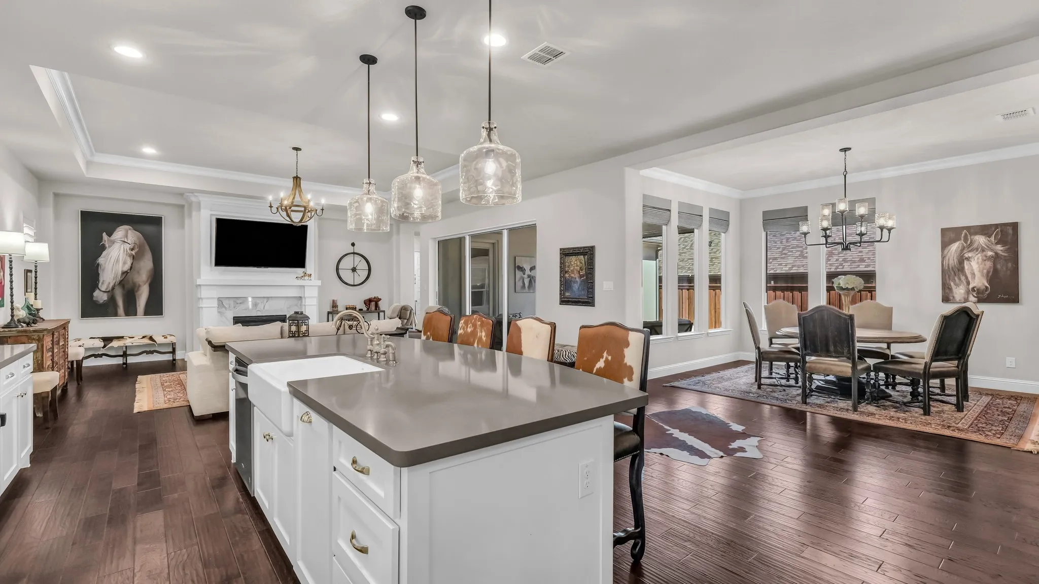 Single Family Residence For Sale in Parker County , 13908 Walsh Avenue, Fort Worth, Texas 76008, 3 Bedroom, 3 Bathroom, 2 Garage spaces, 2,991 Sqft, built in 2018, mls#21317021, Real Estate Agent in Fort Worth, Homes For Sale in Parker county, Homes For Sale in Fort Worth, Realtor in Fort Worth Texas, Real Estate Brokerage Independent Realty Texas, Luminita Cordes Realtor