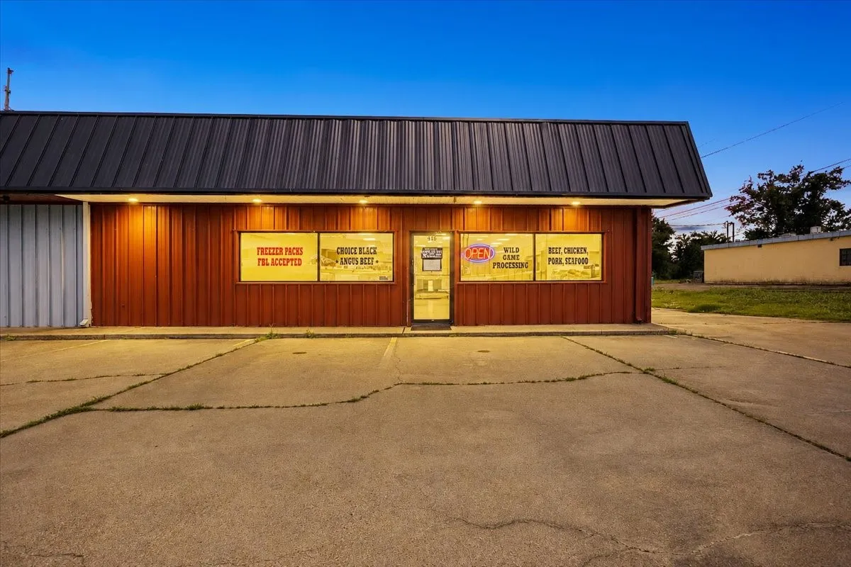 Business For Sale in Franklin (TX) County , 415 S Highway 37 S, Mount Vernon, Texas 75457, 0, 0, Garage spaces, 0 Sqft, built in 0, mls#21317027, Real Estate Agent in Mount Vernon, Homes For Sale in Franklin (TX) county, Homes For Sale in Mount Vernon, Realtor in Mount Vernon Texas, Real Estate Brokerage Independent Realty Texas, Luminita Cordes Realtor