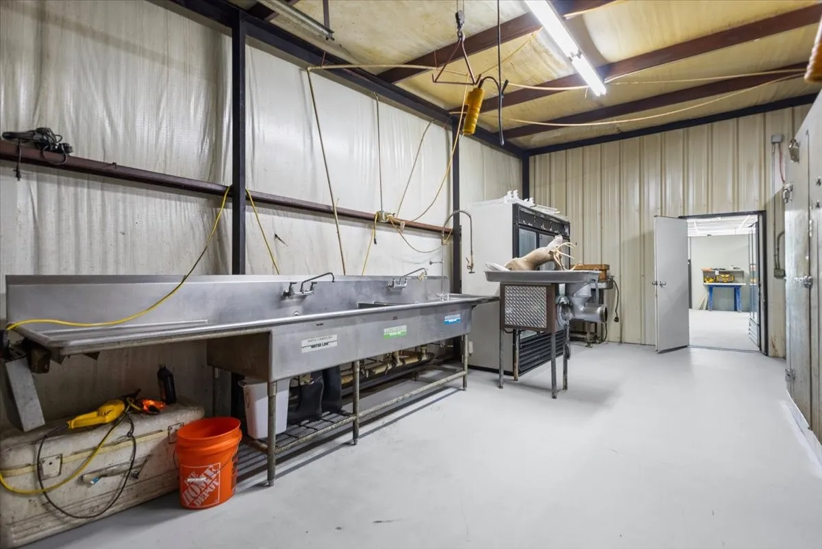 Business For Sale in Franklin (TX) County , 415 S Highway 37 S, Mount Vernon, Texas 75457, 0, 0, Garage spaces, 0 Sqft, built in 0, mls#21317027, Real Estate Agent in Mount Vernon, Homes For Sale in Franklin (TX) county, Homes For Sale in Mount Vernon, Realtor in Mount Vernon Texas, Real Estate Brokerage Independent Realty Texas, Luminita Cordes Realtor