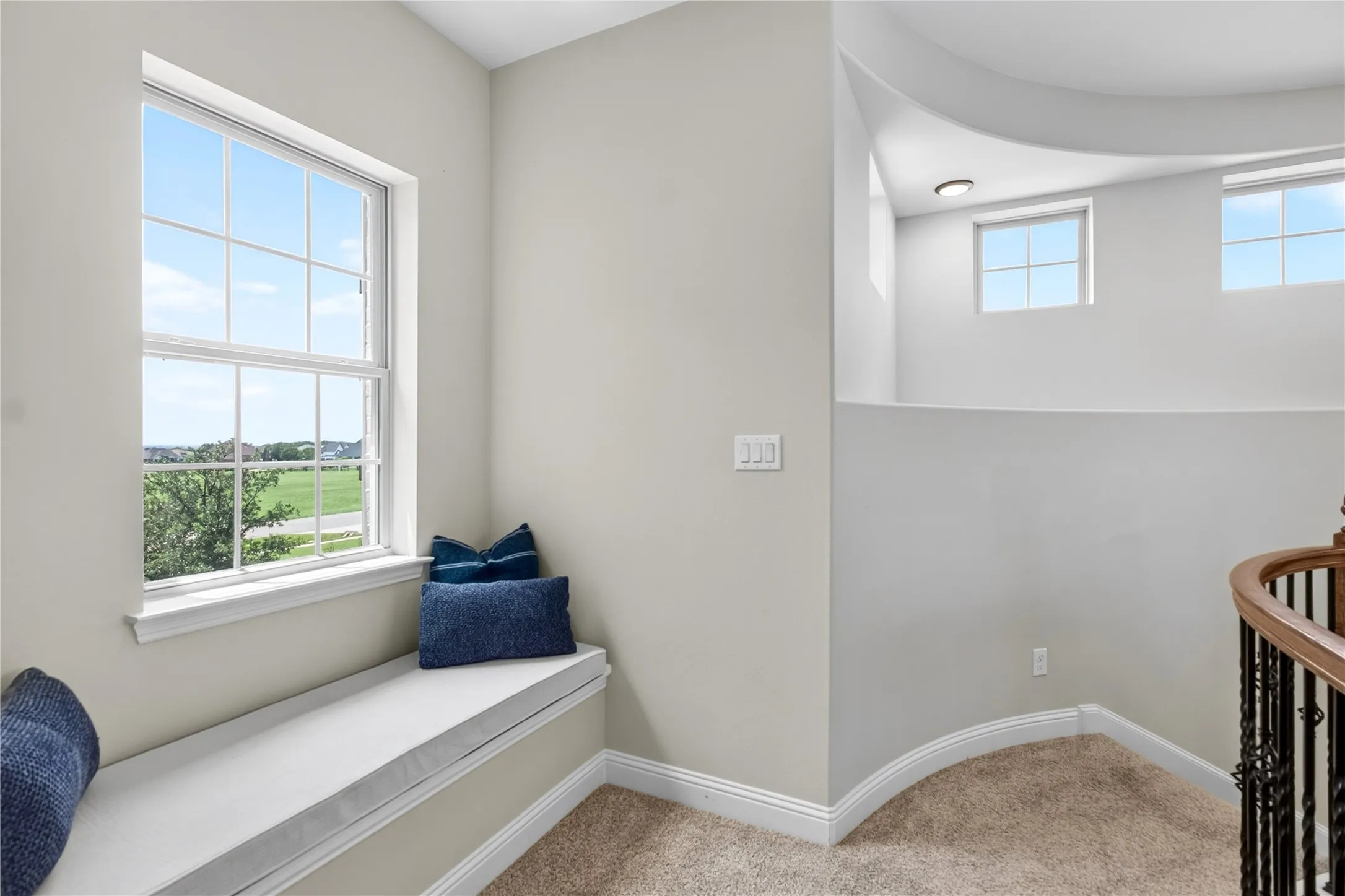 Single Family Residence For Sale in Dallas County , 1618 Pebble Beach Lane, Cedar Hill, Texas 75104, 4 Bedroom, 4 Bathroom, 3 Garage spaces, 4,327 Sqft, built in 2018, mls#21317039, Real Estate Agent in Cedar Hill, Homes For Sale in Dallas county, Homes For Sale in Cedar Hill, Realtor in Cedar Hill Texas, Real Estate Brokerage Independent Realty Texas, Luminita Cordes Realtor