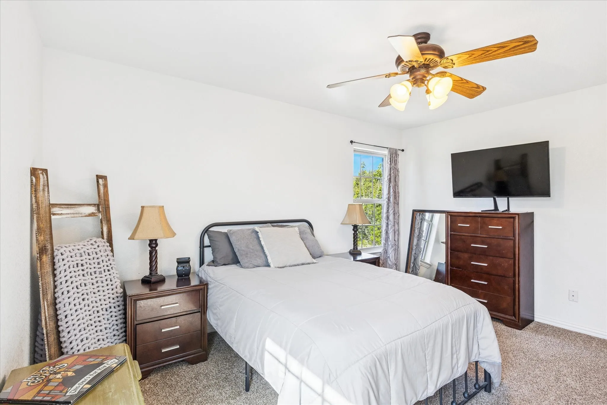 Single Family Residence For Sale in Parker County , 3390 Zion Hill Road, Weatherford, Texas 76088, 5 Bedroom, 4 Bathroom, 2 Garage spaces, 3,440 Sqft, built in 2014, mls#21316932, Real Estate Agent in Weatherford, Homes For Sale in Parker county, Homes For Sale in Weatherford, Realtor in Weatherford Texas, Real Estate Brokerage Independent Realty Texas, Luminita Cordes Realtor