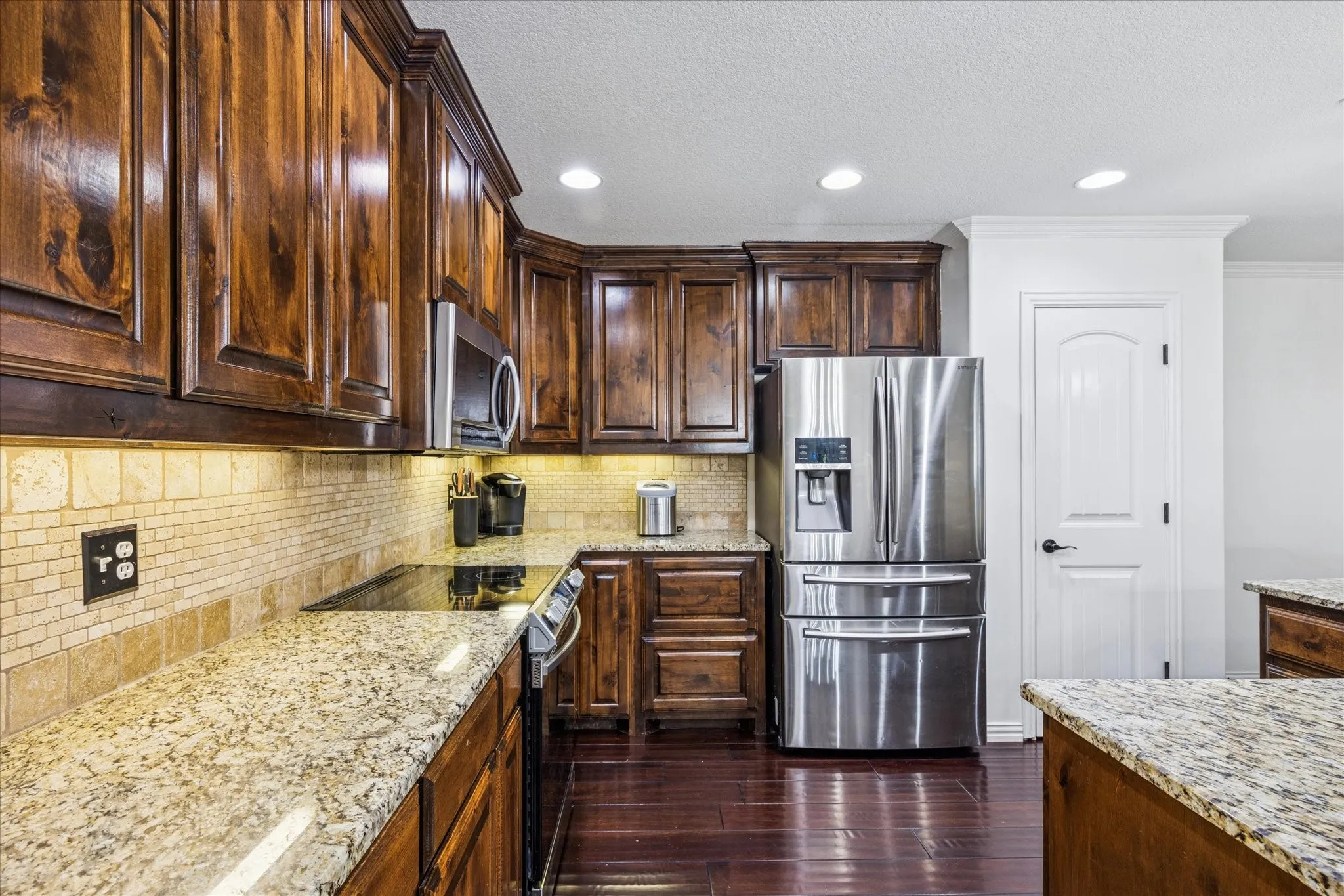 Single Family Residence For Sale in Parker County , 3390 Zion Hill Road, Weatherford, Texas 76088, 5 Bedroom, 4 Bathroom, 2 Garage spaces, 3,440 Sqft, built in 2014, mls#21316932, Real Estate Agent in Weatherford, Homes For Sale in Parker county, Homes For Sale in Weatherford, Realtor in Weatherford Texas, Real Estate Brokerage Independent Realty Texas, Luminita Cordes Realtor