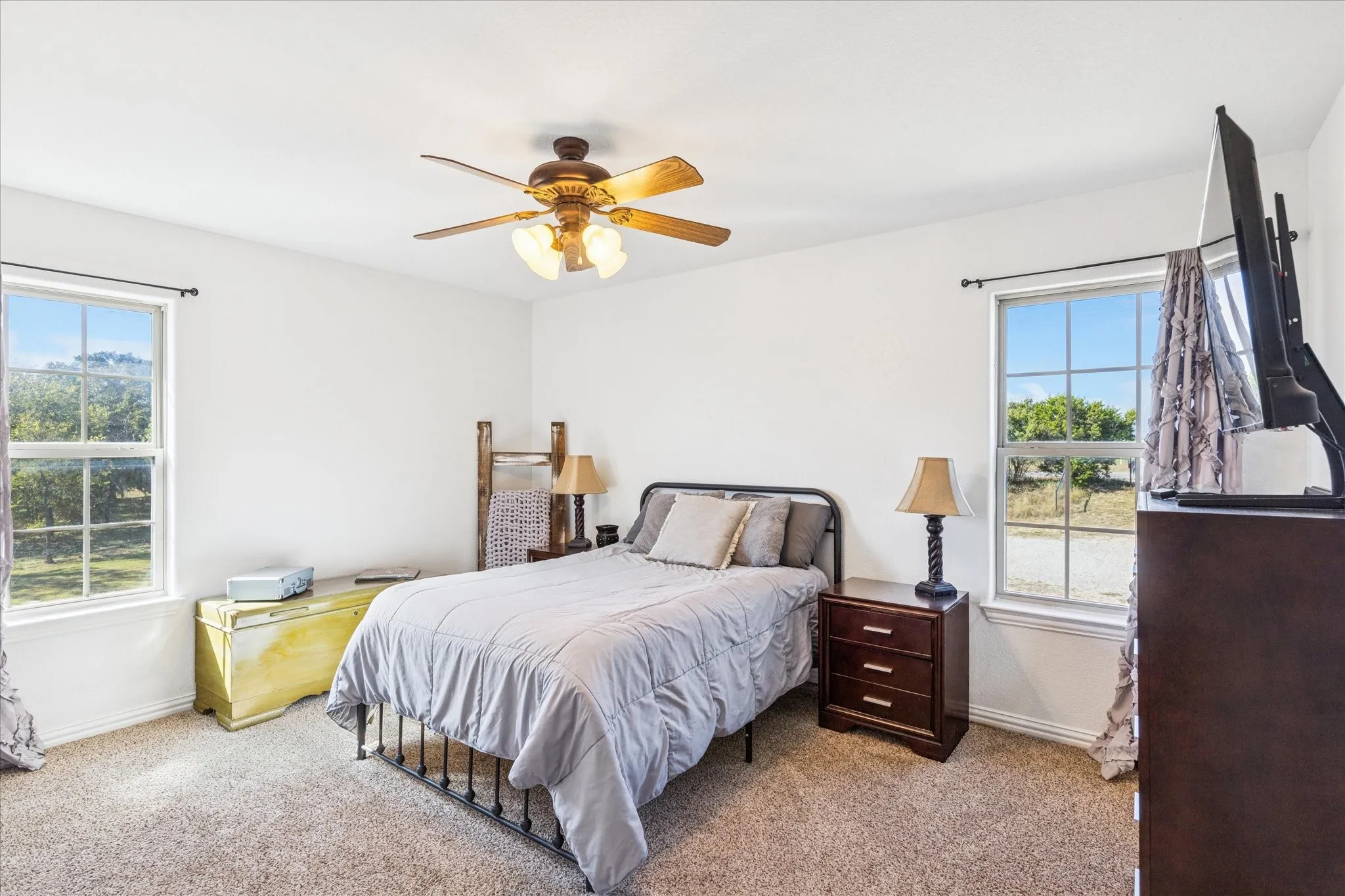 Single Family Residence For Sale in Parker County , 3390 Zion Hill Road, Weatherford, Texas 76088, 5 Bedroom, 4 Bathroom, 2 Garage spaces, 3,440 Sqft, built in 2014, mls#21316932, Real Estate Agent in Weatherford, Homes For Sale in Parker county, Homes For Sale in Weatherford, Realtor in Weatherford Texas, Real Estate Brokerage Independent Realty Texas, Luminita Cordes Realtor