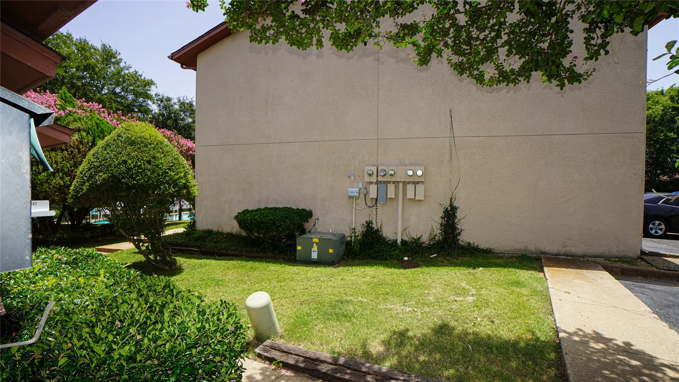 Condominium For Rent in Dallas County , 5638 Marina Drive 22, Garland, Texas 75043, 1 Bedroom, 1 Bathroom, Garage spaces, 510 Sqft, built in 1974, Price $1,000, mls#21316561, Real Estate Agent in Garland, Homes For Rent in Dallas county, Homes For Rent in Garland, Realtor in Garland Texas, Real Estate Brokerage Independent Realty Texas, Luminita Cordes Realtor
