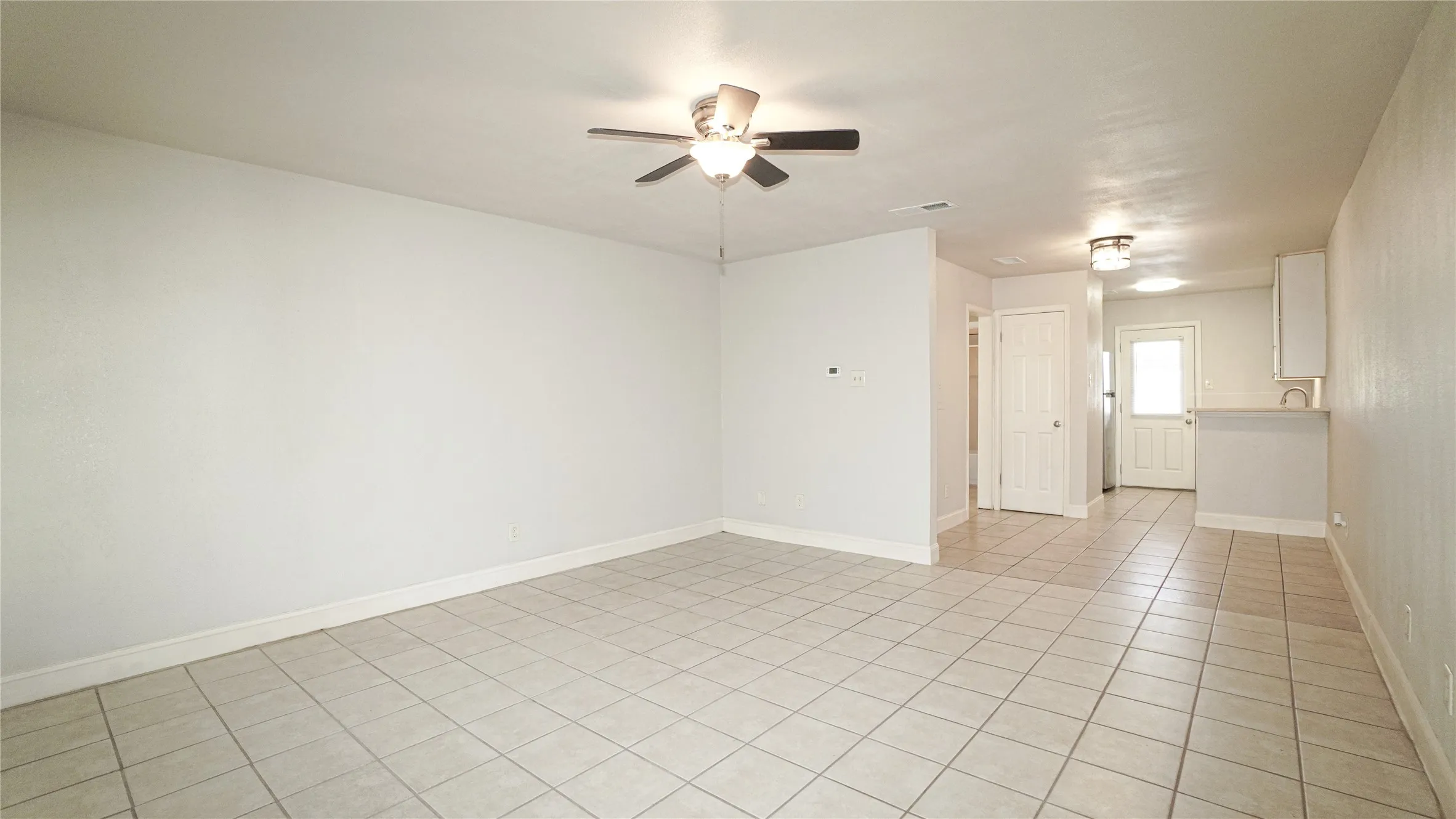 Condominium For Rent in Dallas County , 5638 Marina Drive 22, Garland, Texas 75043, 1 Bedroom, 1 Bathroom, Garage spaces, 510 Sqft, built in 1974, Price $1,000, mls#21316561, Real Estate Agent in Garland, Homes For Rent in Dallas county, Homes For Rent in Garland, Realtor in Garland Texas, Real Estate Brokerage Independent Realty Texas, Luminita Cordes Realtor