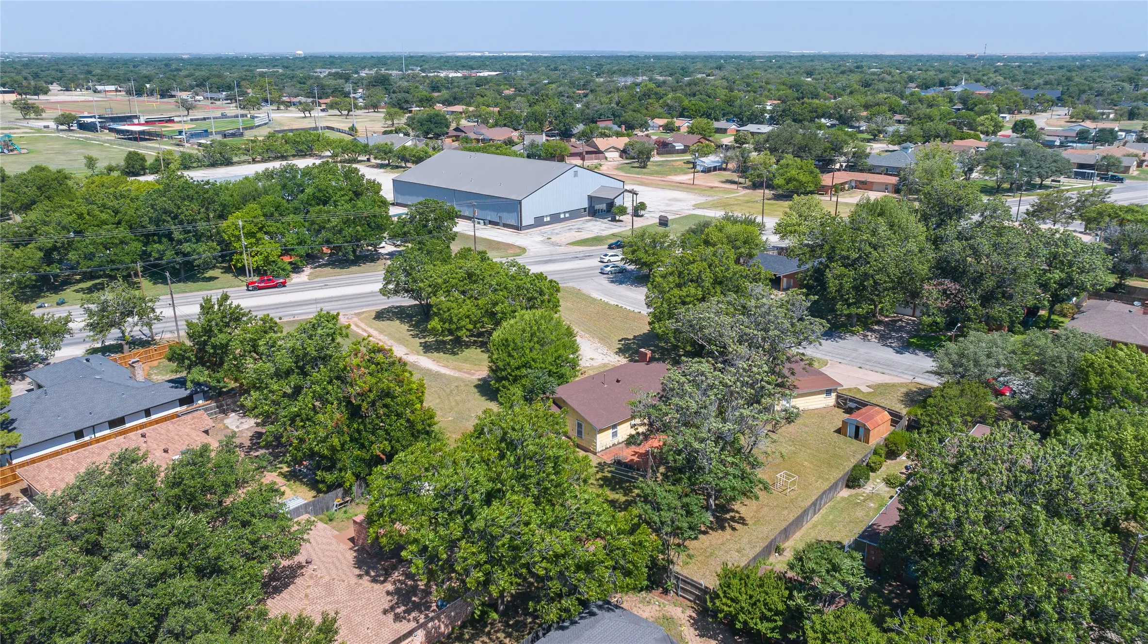 Retail For Sale in Taylor County , 3035 Buffalo Gap Road, Abilene, Texas 79605, 0, 0, Garage spaces, 0 Sqft, built in 1965, Price $599,000, mls#21312528, Real Estate Agent in Abilene, Homes For Sale in Taylor county, Homes For Sale in Abilene, Realtor in Abilene Texas, Real Estate Brokerage Independent Realty Texas, Luminita Cordes Realtor