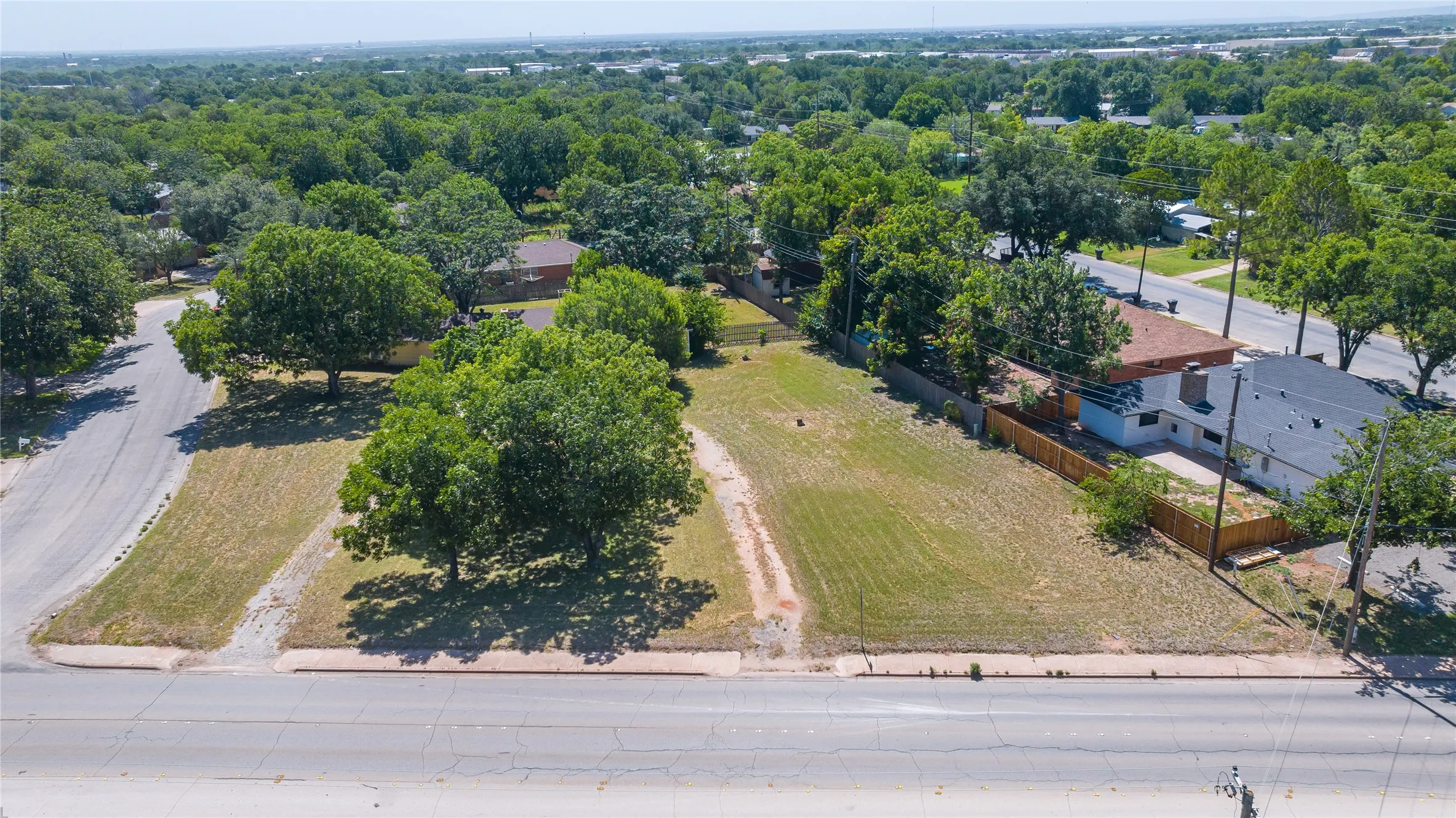Retail For Sale in Taylor County , 3035 Buffalo Gap Road, Abilene, Texas 79605, 0, 0, Garage spaces, 0 Sqft, built in 1965, Price $599,000, mls#21312528, Real Estate Agent in Abilene, Homes For Sale in Taylor county, Homes For Sale in Abilene, Realtor in Abilene Texas, Real Estate Brokerage Independent Realty Texas, Luminita Cordes Realtor