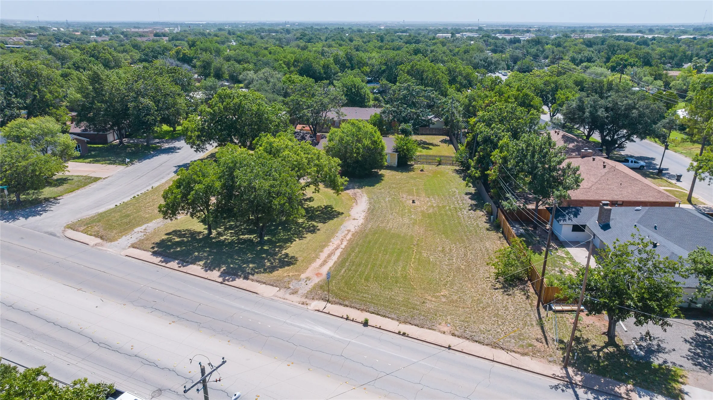 Retail For Sale in Taylor County , 3035 Buffalo Gap Road, Abilene, Texas 79605, 0, 0, Garage spaces, 0 Sqft, built in 1965, Price $599,000, mls#21312528, Real Estate Agent in Abilene, Homes For Sale in Taylor county, Homes For Sale in Abilene, Realtor in Abilene Texas, Real Estate Brokerage Independent Realty Texas, Luminita Cordes Realtor