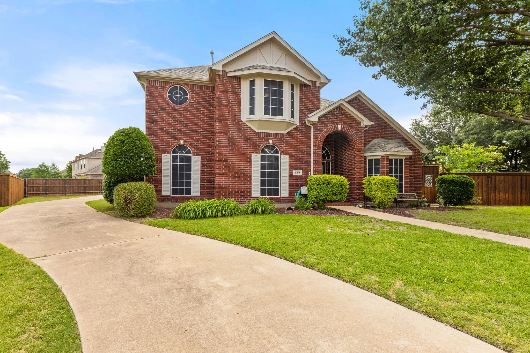 Single Family Residence For Sale in Collin County , 514 Newport Court, Murphy, Texas 75094, 5 Bedroom, 3 Bathroom, 2 Garage spaces, 2,781 Sqft, built in 1999, mls#21317016, Real Estate Agent in Murphy, Homes For Sale in Collin county, Homes For Sale in Murphy, Realtor in Murphy Texas, Real Estate Brokerage Independent Realty Texas, Luminita Cordes Realtor