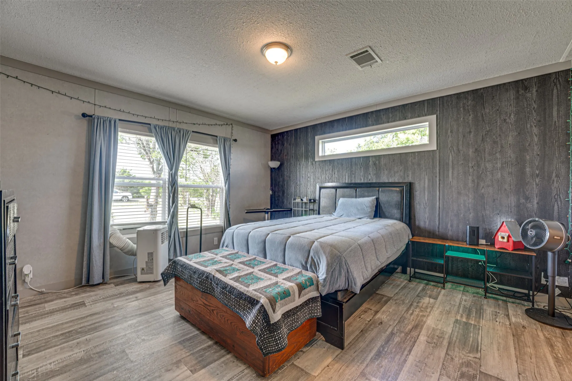 Manufactured Home For Sale in Hunt County , 3912 County Road 4119, Campbell, Texas 75422, 3 Bedroom, 2 Bathroom, Garage spaces, 1,440 Sqft, built in 2022, mls#21317107, Real Estate Agent in Campbell, Homes For Sale in Hunt county, Homes For Sale in Campbell, Realtor in Campbell Texas, Real Estate Brokerage Independent Realty Texas, Luminita Cordes Realtor