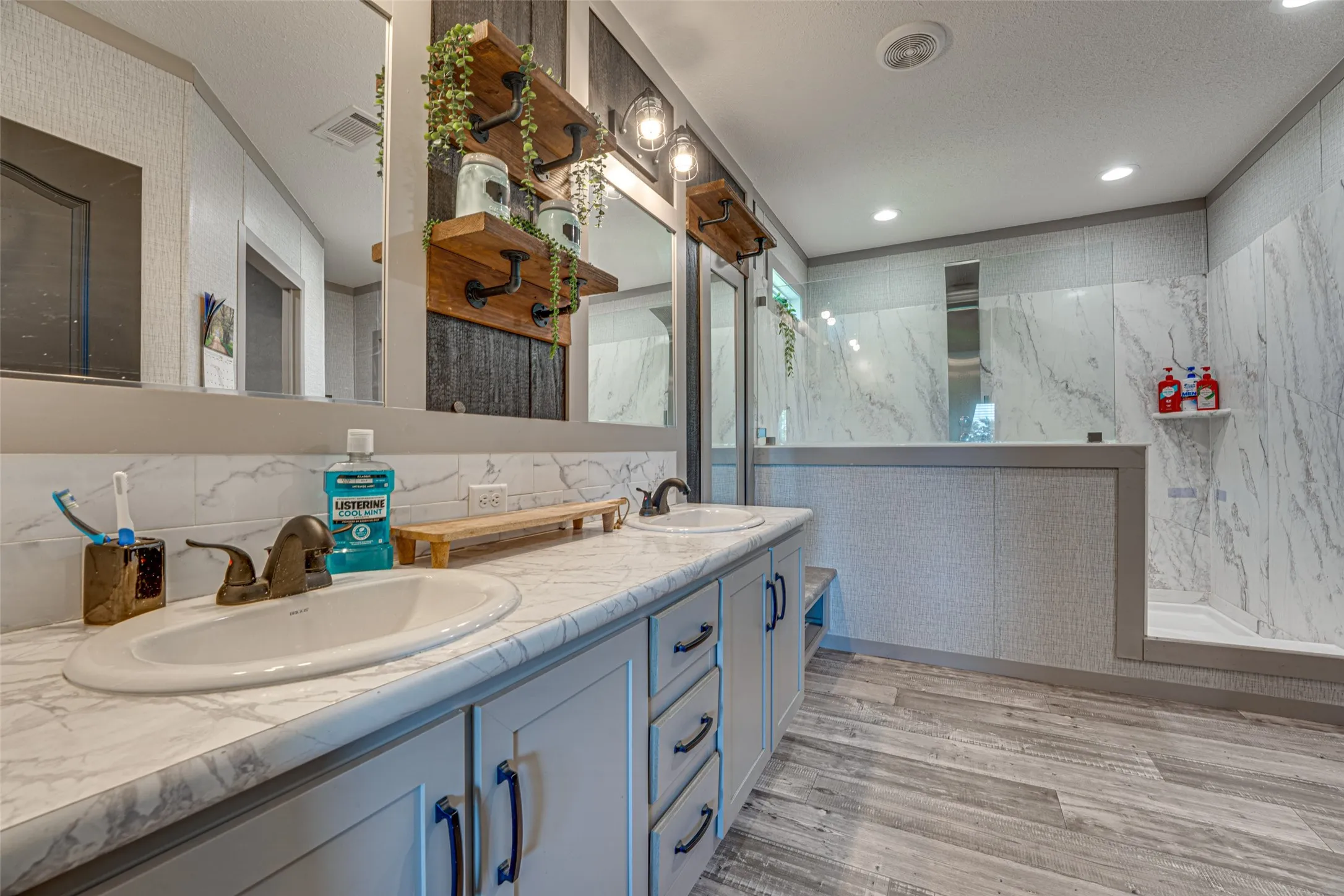 Manufactured Home For Sale in Hunt County , 3912 County Road 4119, Campbell, Texas 75422, 3 Bedroom, 2 Bathroom, Garage spaces, 1,440 Sqft, built in 2022, mls#21317107, Real Estate Agent in Campbell, Homes For Sale in Hunt county, Homes For Sale in Campbell, Realtor in Campbell Texas, Real Estate Brokerage Independent Realty Texas, Luminita Cordes Realtor