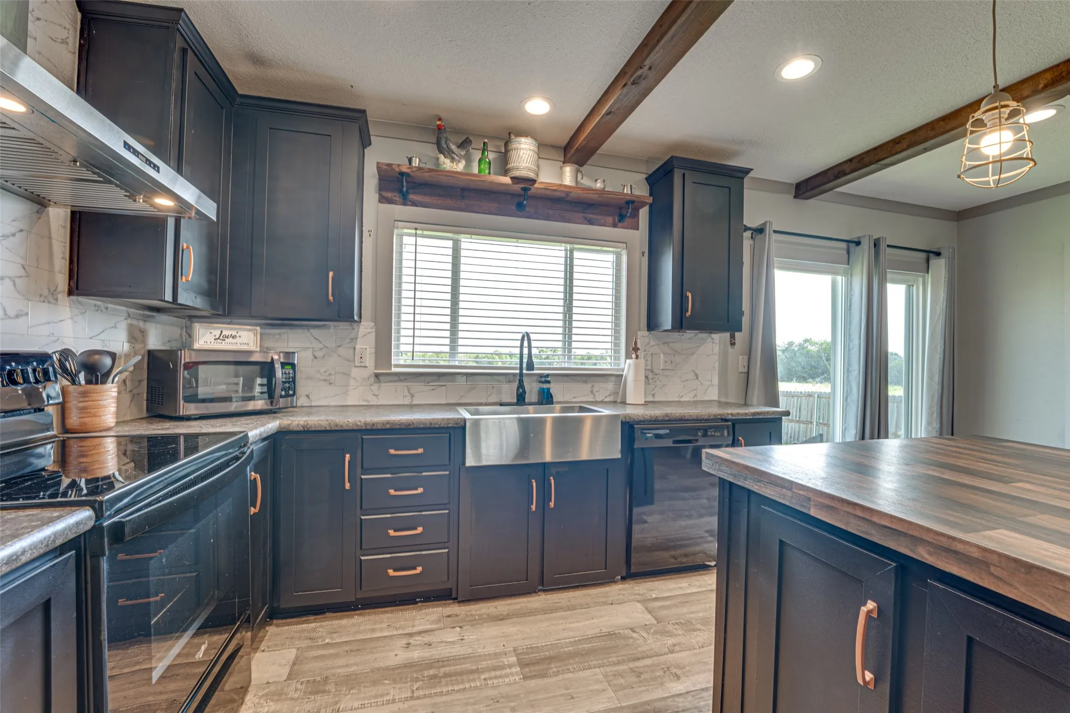 Manufactured Home For Sale in Hunt County , 3912 County Road 4119, Campbell, Texas 75422, 3 Bedroom, 2 Bathroom, Garage spaces, 1,440 Sqft, built in 2022, mls#21317107, Real Estate Agent in Campbell, Homes For Sale in Hunt county, Homes For Sale in Campbell, Realtor in Campbell Texas, Real Estate Brokerage Independent Realty Texas, Luminita Cordes Realtor