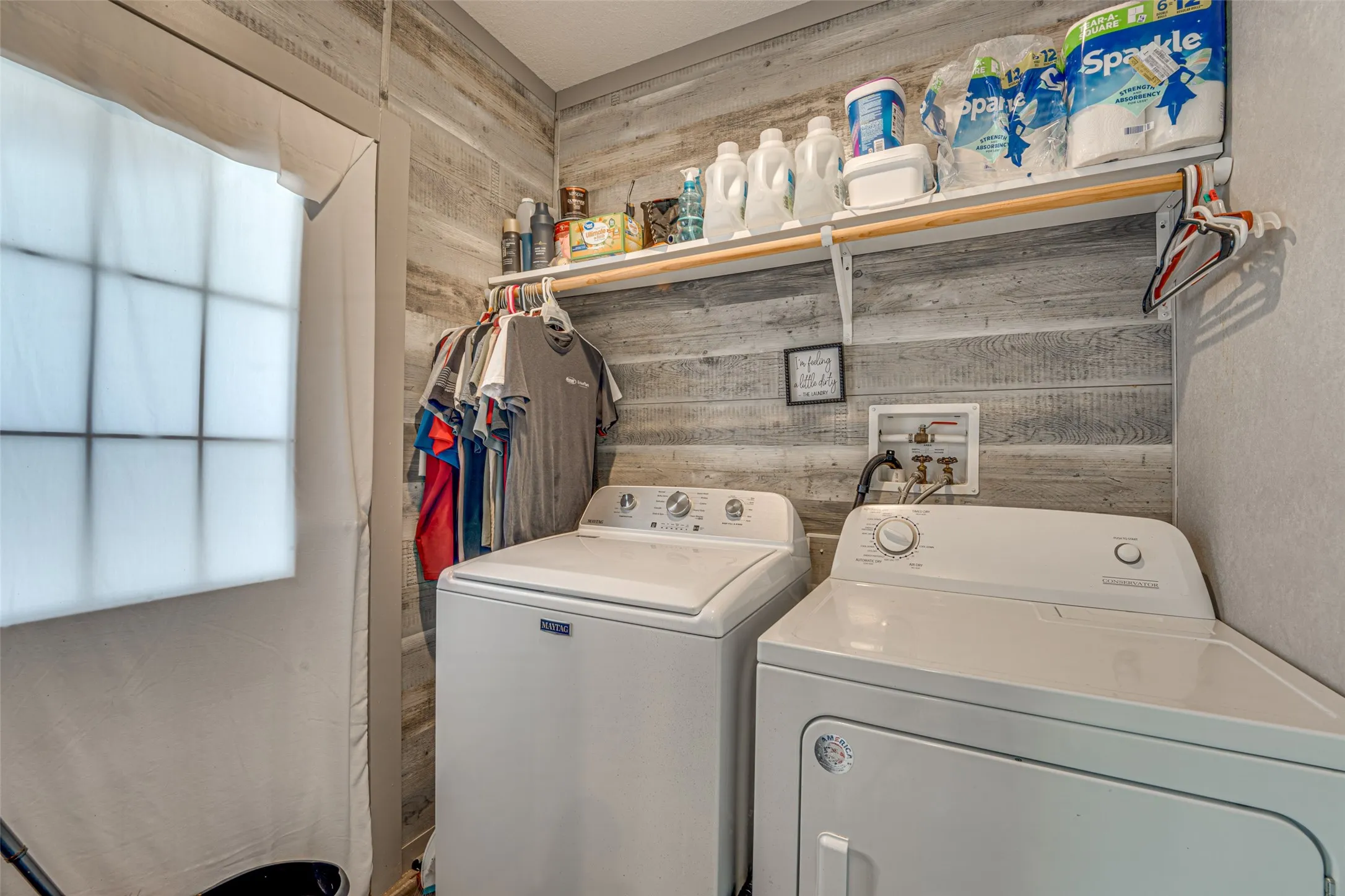 Manufactured Home For Sale in Hunt County , 3912 County Road 4119, Campbell, Texas 75422, 3 Bedroom, 2 Bathroom, Garage spaces, 1,440 Sqft, built in 2022, mls#21317107, Real Estate Agent in Campbell, Homes For Sale in Hunt county, Homes For Sale in Campbell, Realtor in Campbell Texas, Real Estate Brokerage Independent Realty Texas, Luminita Cordes Realtor