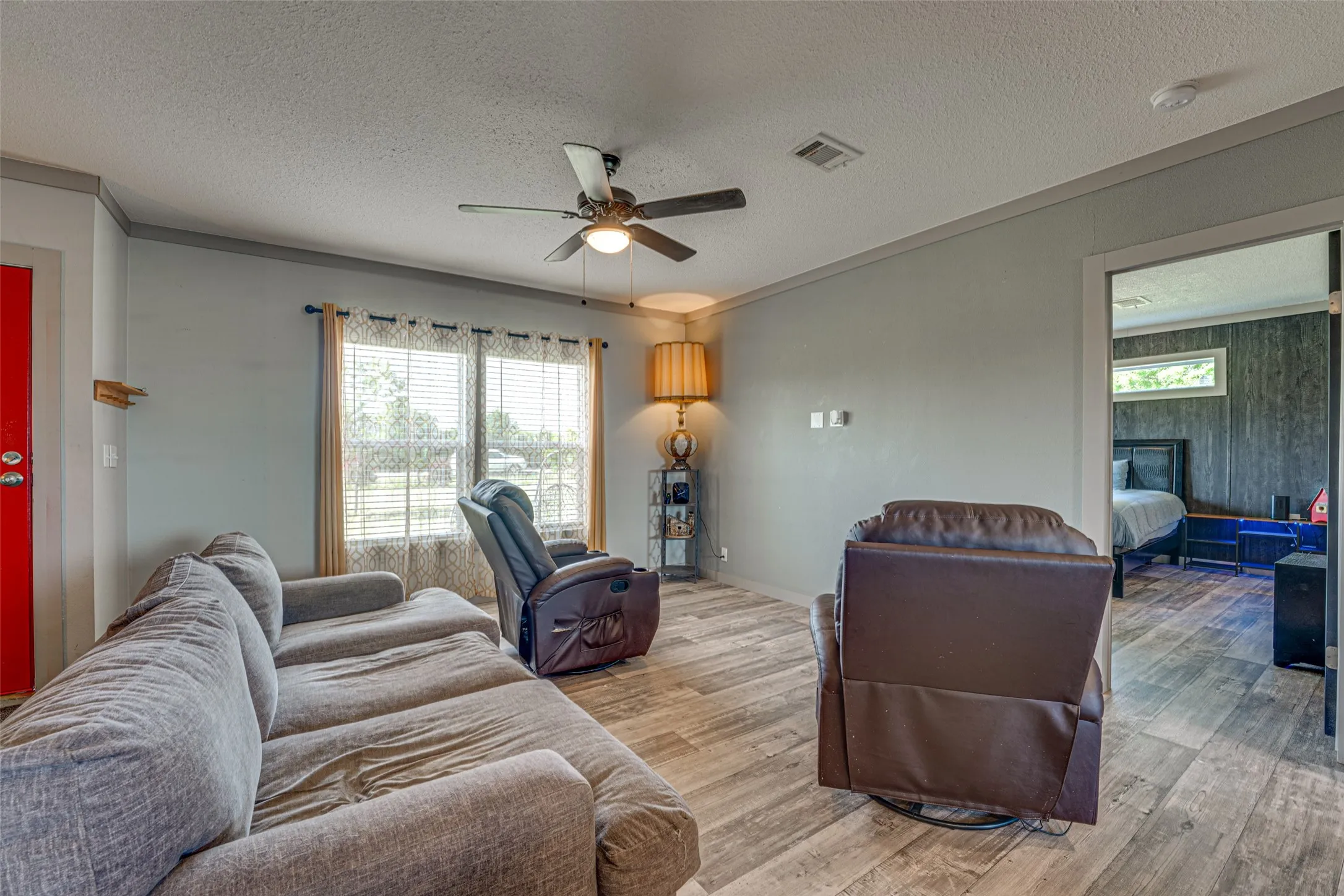 Manufactured Home For Sale in Hunt County , 3912 County Road 4119, Campbell, Texas 75422, 3 Bedroom, 2 Bathroom, Garage spaces, 1,440 Sqft, built in 2022, mls#21317107, Real Estate Agent in Campbell, Homes For Sale in Hunt county, Homes For Sale in Campbell, Realtor in Campbell Texas, Real Estate Brokerage Independent Realty Texas, Luminita Cordes Realtor