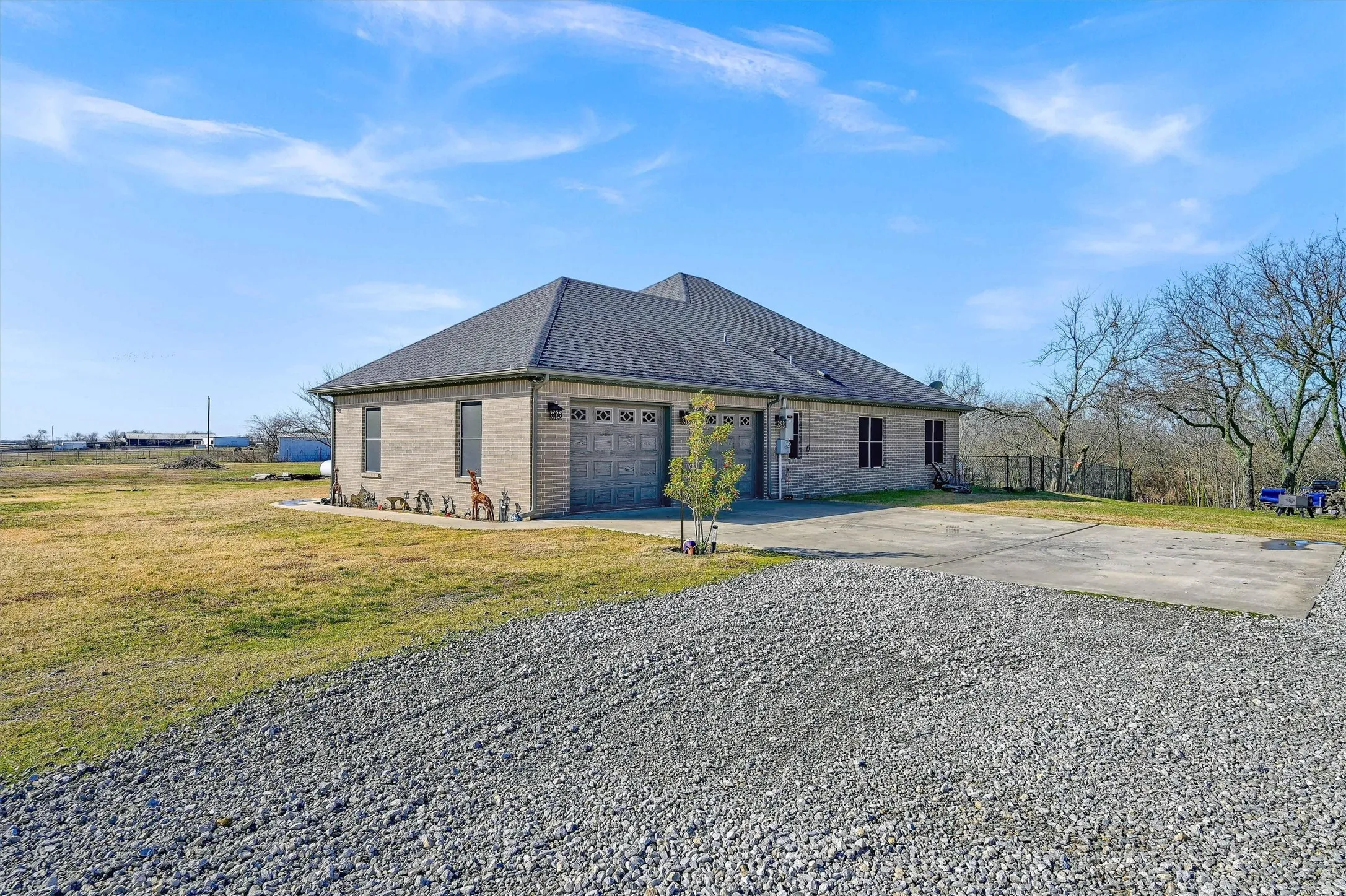 Single Family Residence For Rent in Collin County , 17405 W Fm 455, Celina, Texas 75009, 4 Bedroom, 4 Bathroom, 2 Garage spaces, 2,078 Sqft, built in 2020, Price $3,500, mls#21312738, Real Estate Agent in Celina, Homes For Rent in Collin county, Homes For Rent in Celina, Realtor in Celina Texas, Real Estate Brokerage Independent Realty Texas, Luminita Cordes Realtor