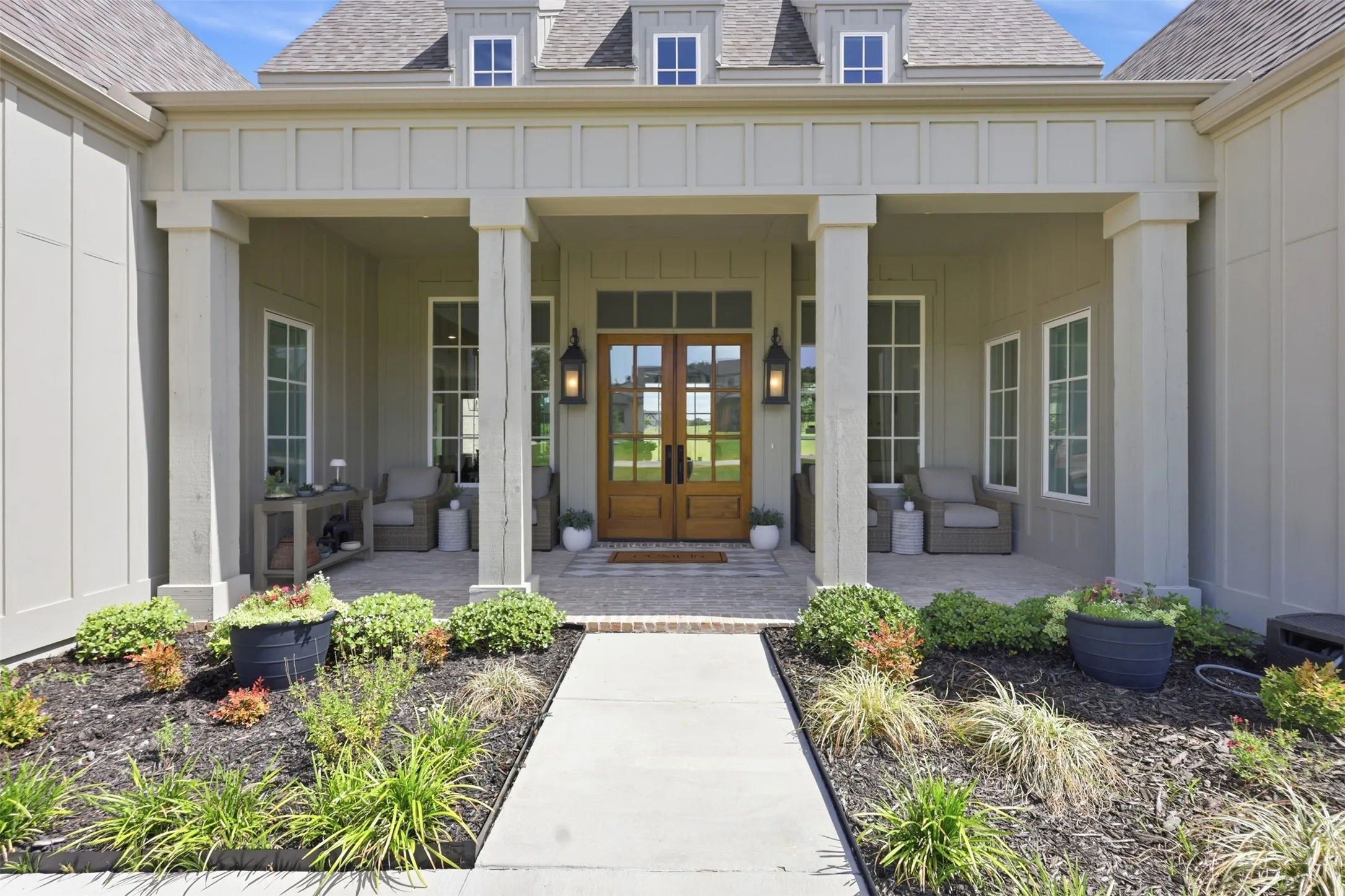 Single Family Residence For Sale in Grayson County , 425 Abagail Lane, Van Alstyne, Texas 75495, 4 Bedroom, 4 Bathroom, 3 Garage spaces, 3,489 Sqft, built in 2023, mls#21315371, Real Estate Agent in Van Alstyne, Homes For Sale in Grayson county, Homes For Sale in Van Alstyne, Realtor in Van Alstyne Texas, Real Estate Brokerage Independent Realty Texas, Luminita Cordes Realtor