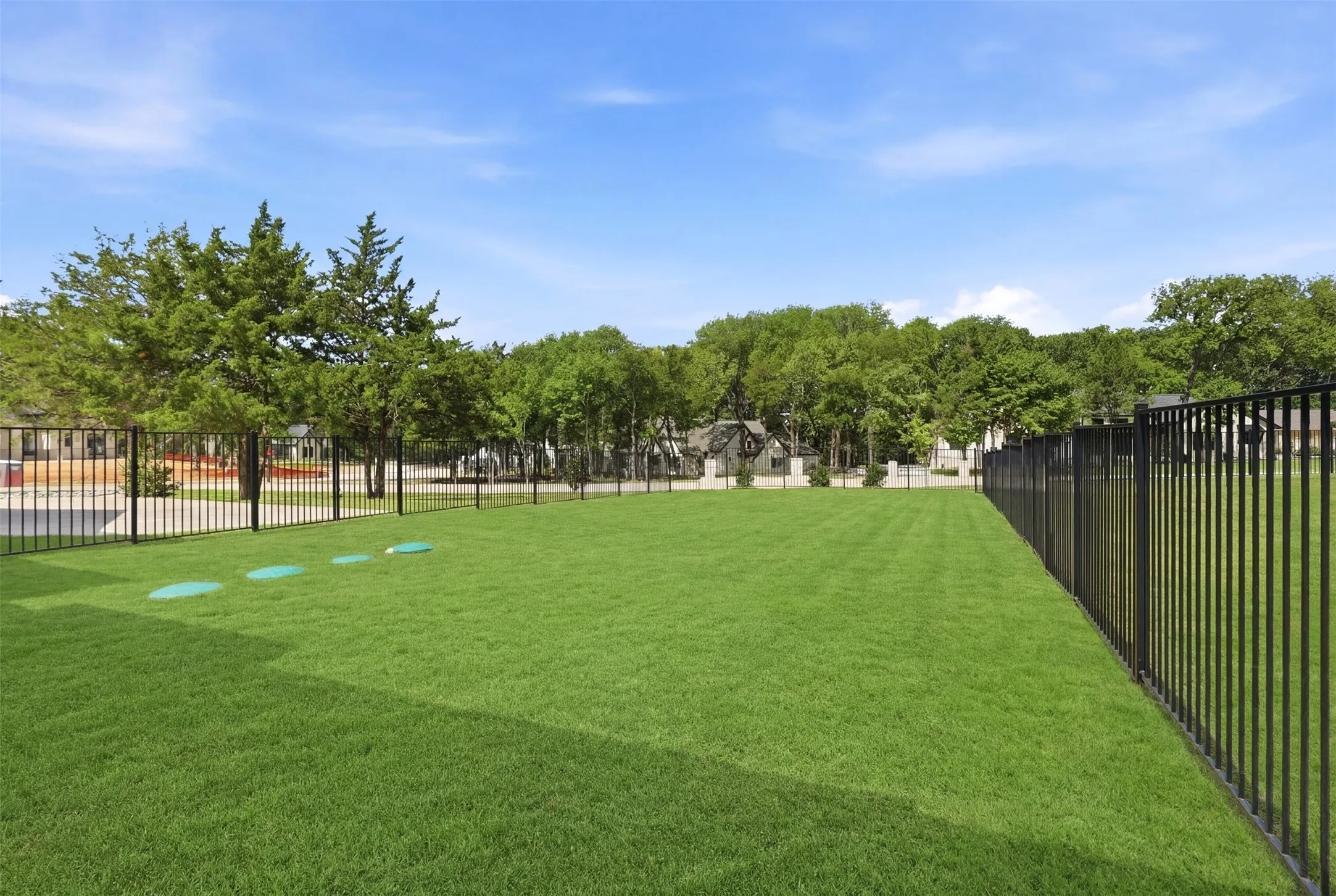 Single Family Residence For Sale in Grayson County , 425 Abagail Lane, Van Alstyne, Texas 75495, 4 Bedroom, 4 Bathroom, 3 Garage spaces, 3,489 Sqft, built in 2023, mls#21315371, Real Estate Agent in Van Alstyne, Homes For Sale in Grayson county, Homes For Sale in Van Alstyne, Realtor in Van Alstyne Texas, Real Estate Brokerage Independent Realty Texas, Luminita Cordes Realtor