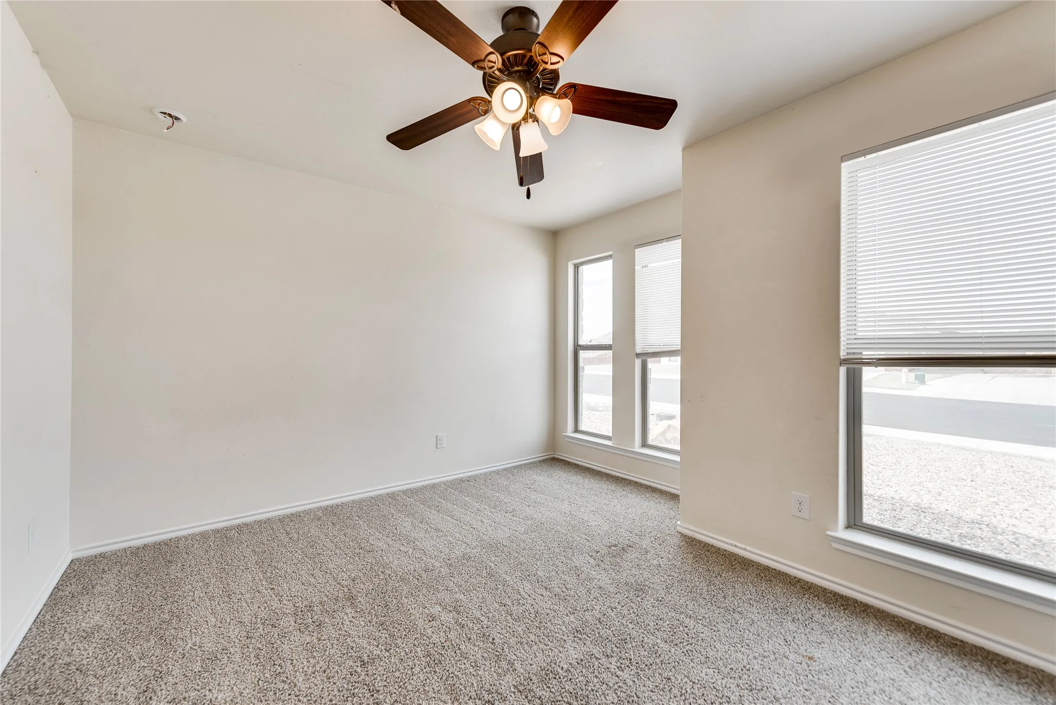 Single Family Residence For Sale in Midland County , 6819 Brush Drive, Midland, Texas 79705, 3 Bedroom, 2 Bathroom, 2 Garage spaces, 2,132 Sqft, built in 2019, mls#21284941, Real Estate Agent in Midland, Homes For Sale in Midland county, Homes For Sale in Midland, Realtor in Midland Texas, Real Estate Brokerage Independent Realty Texas, Luminita Cordes Realtor
